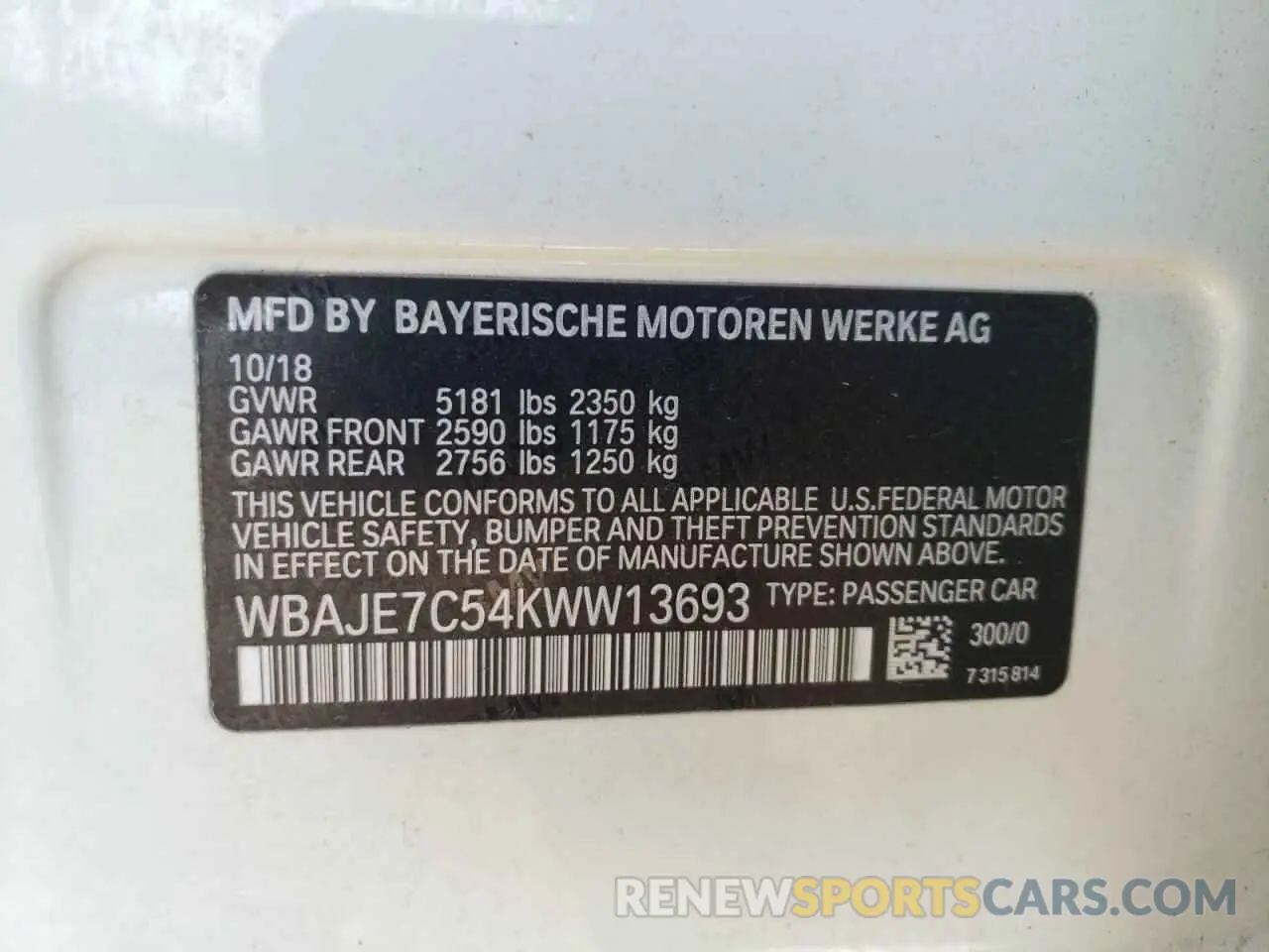 10 Photograph of a damaged car WBAJE7C54KWW13693 BMW 5 SERIES 2019