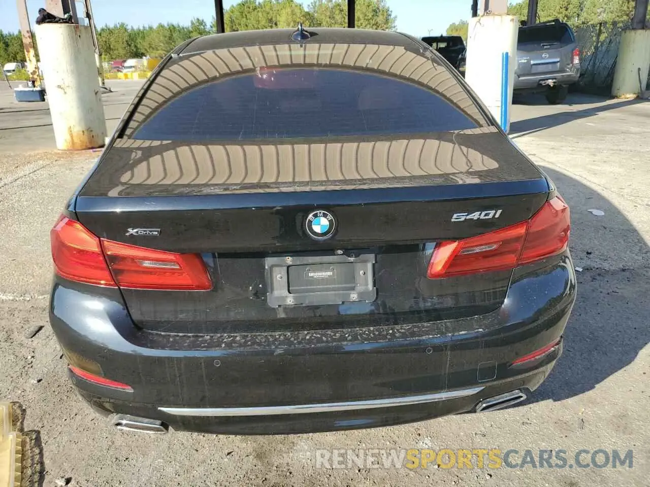 6 Photograph of a damaged car WBAJE7C54KWW19512 BMW 5 SERIES 2019