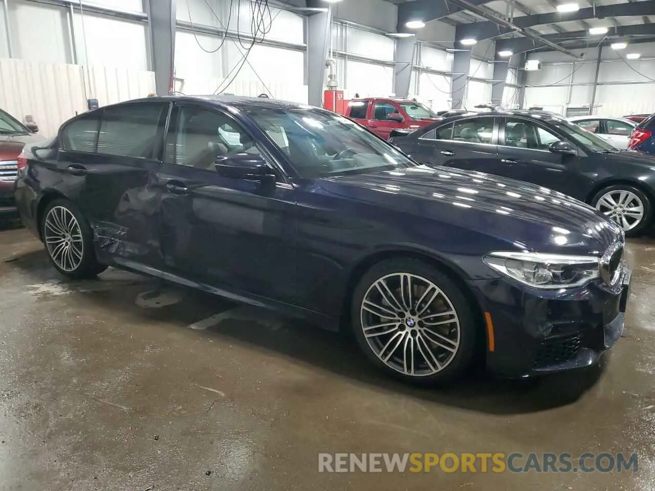 4 Photograph of a damaged car WBAJE7C55KG892940 BMW 5 SERIES 2019