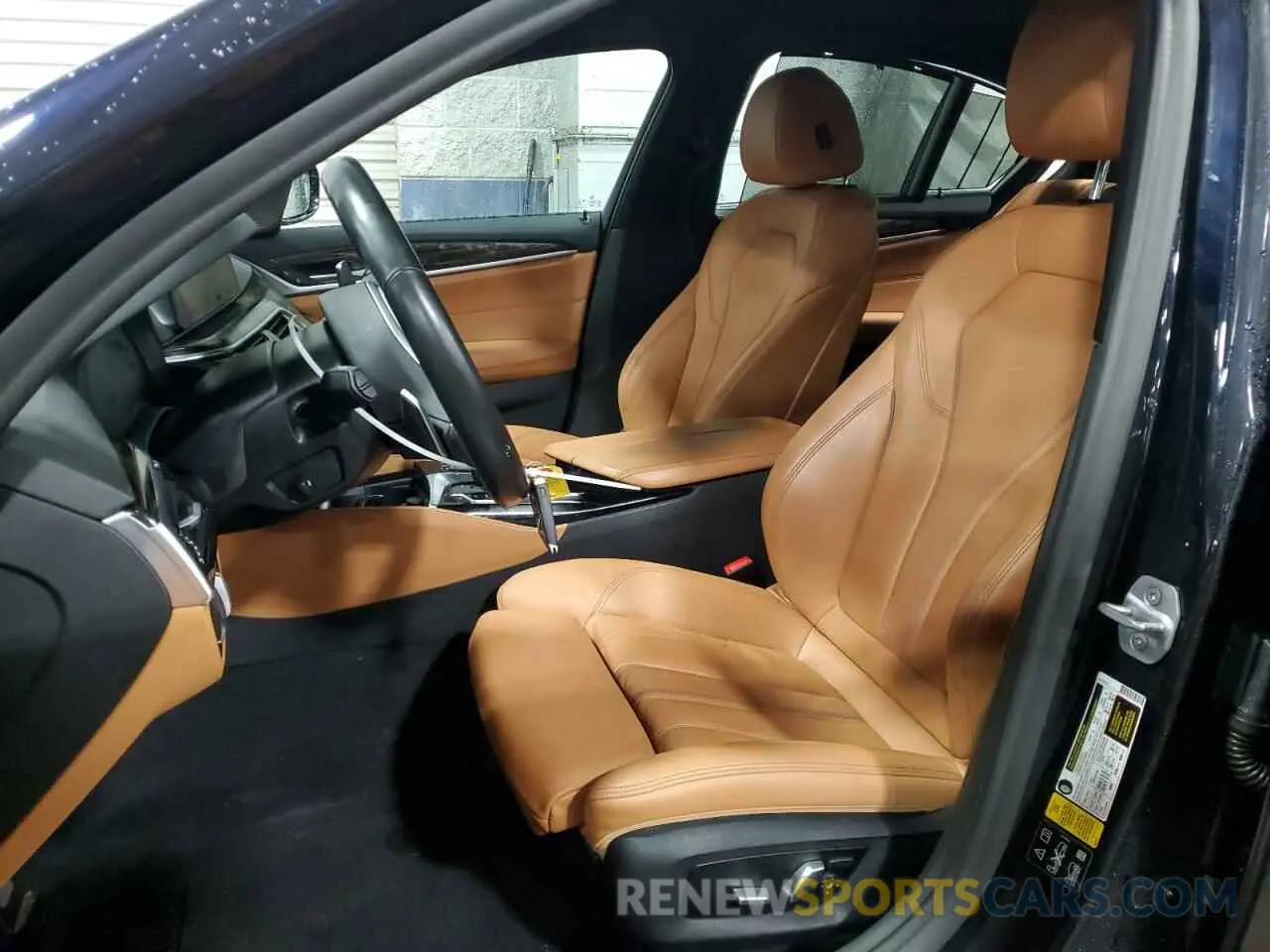 7 Photograph of a damaged car WBAJE7C55KG892940 BMW 5 SERIES 2019