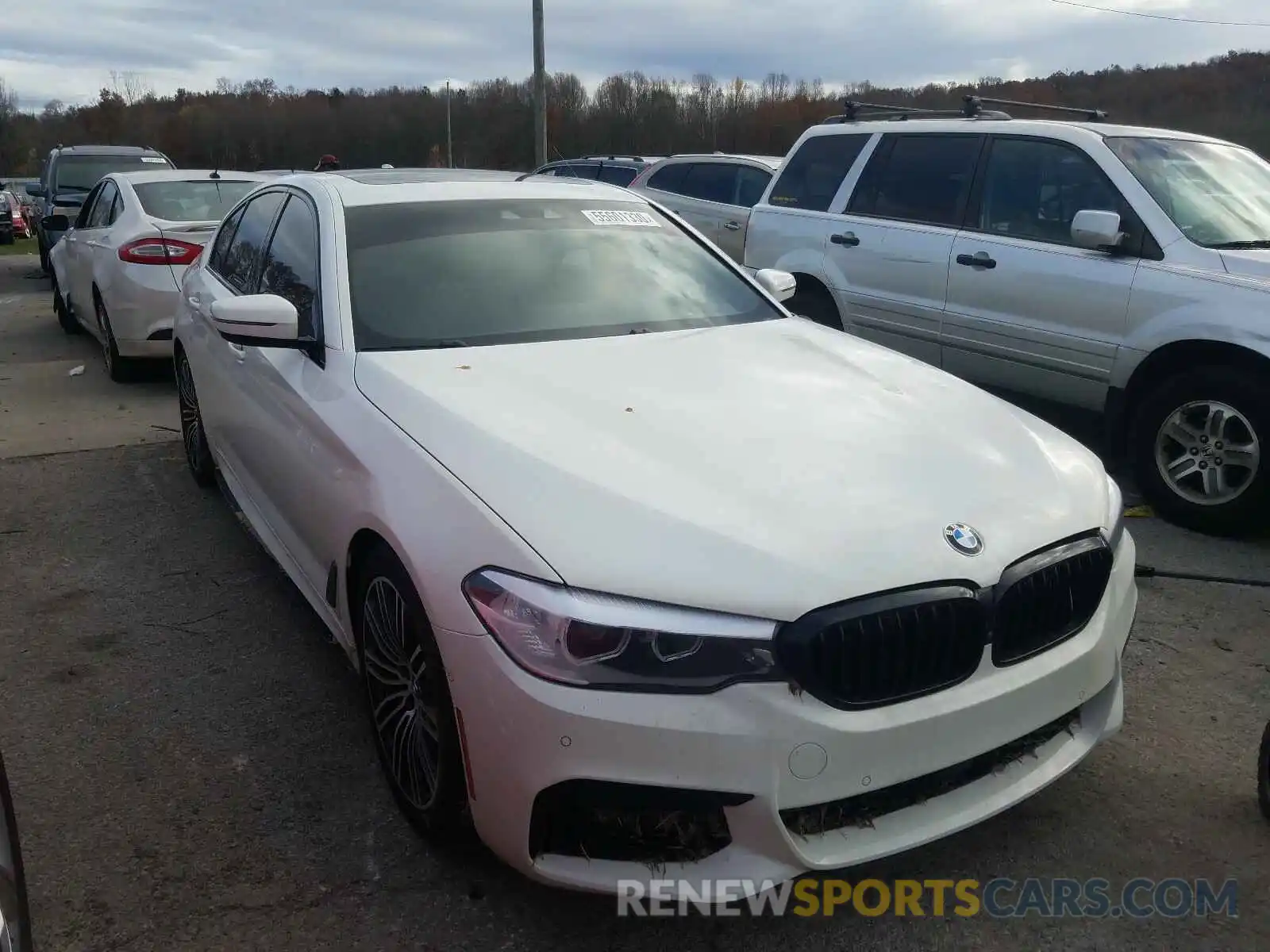 1 Photograph of a damaged car WBAJE7C56KWW27742 BMW 5 SERIES 2019