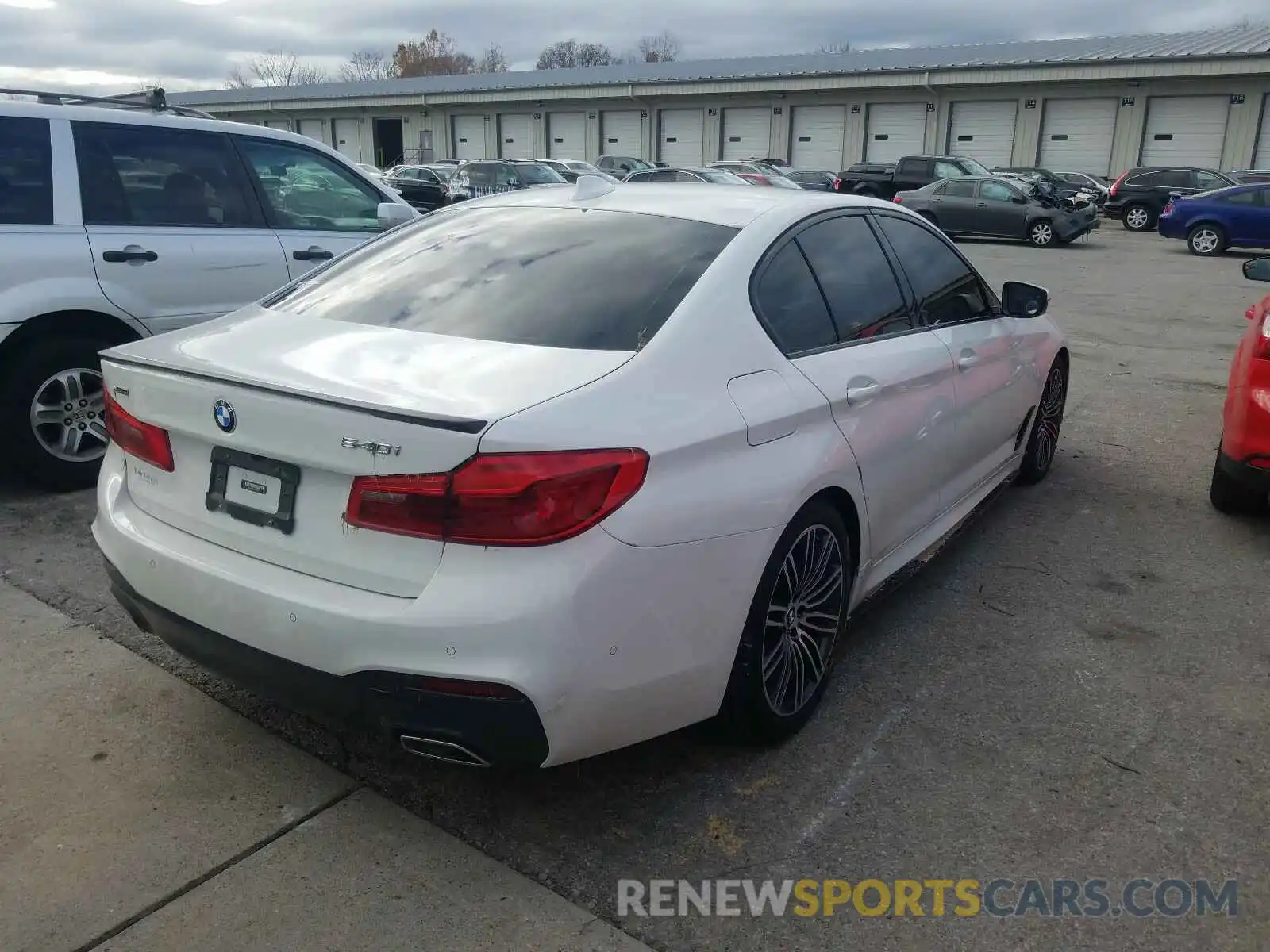 4 Photograph of a damaged car WBAJE7C56KWW27742 BMW 5 SERIES 2019