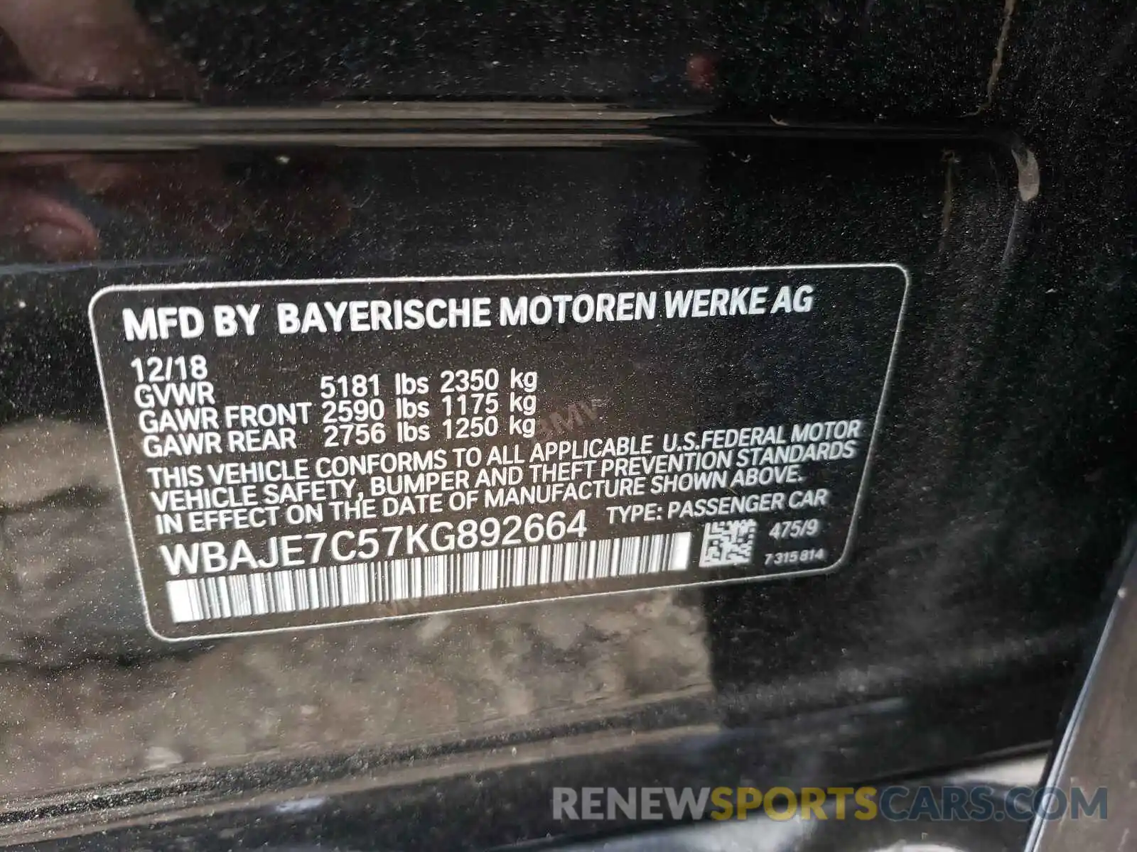 10 Photograph of a damaged car WBAJE7C57KG892664 BMW 5 SERIES 2019