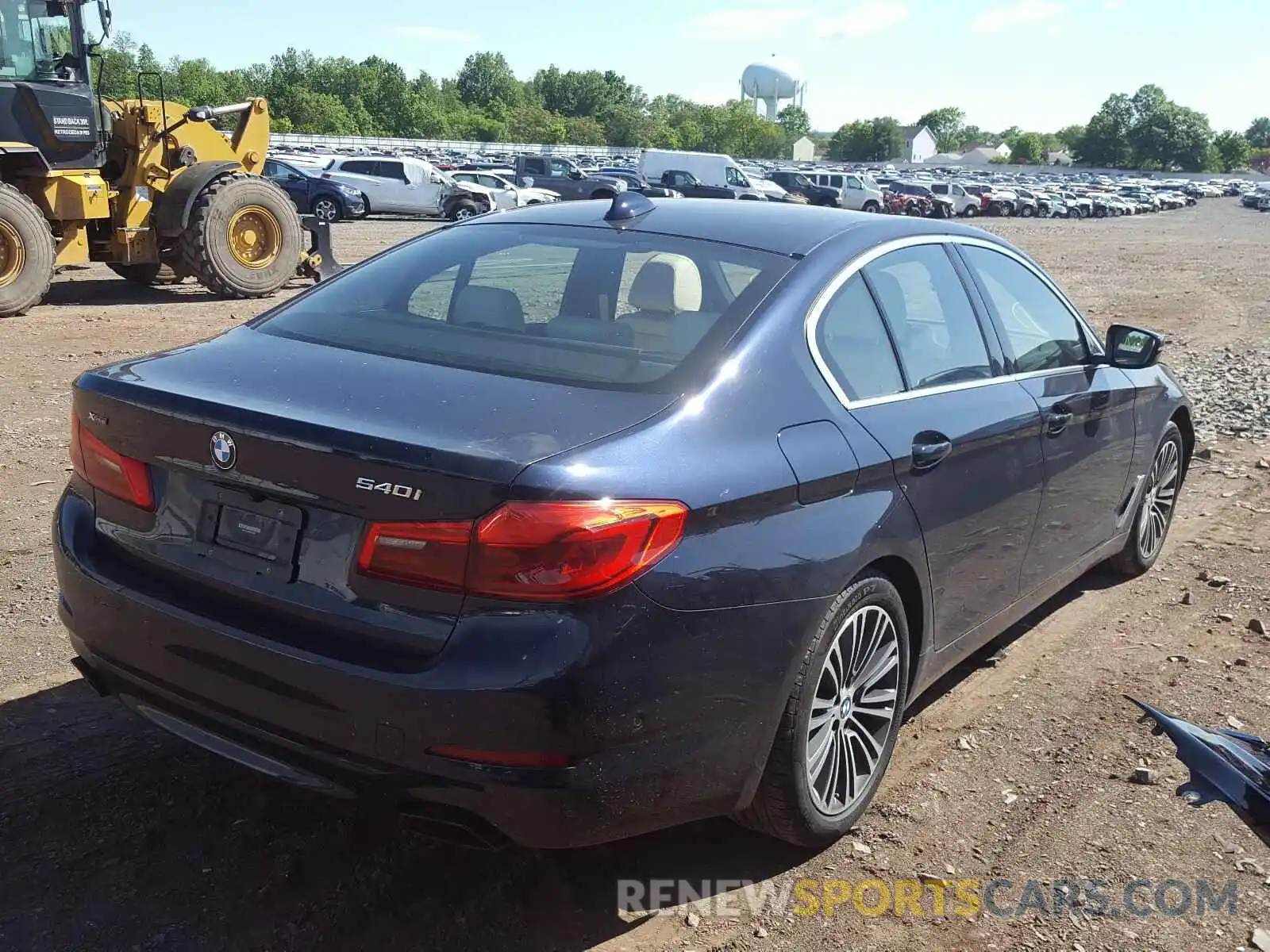 4 Photograph of a damaged car WBAJE7C57KWD53986 BMW 5 SERIES 2019