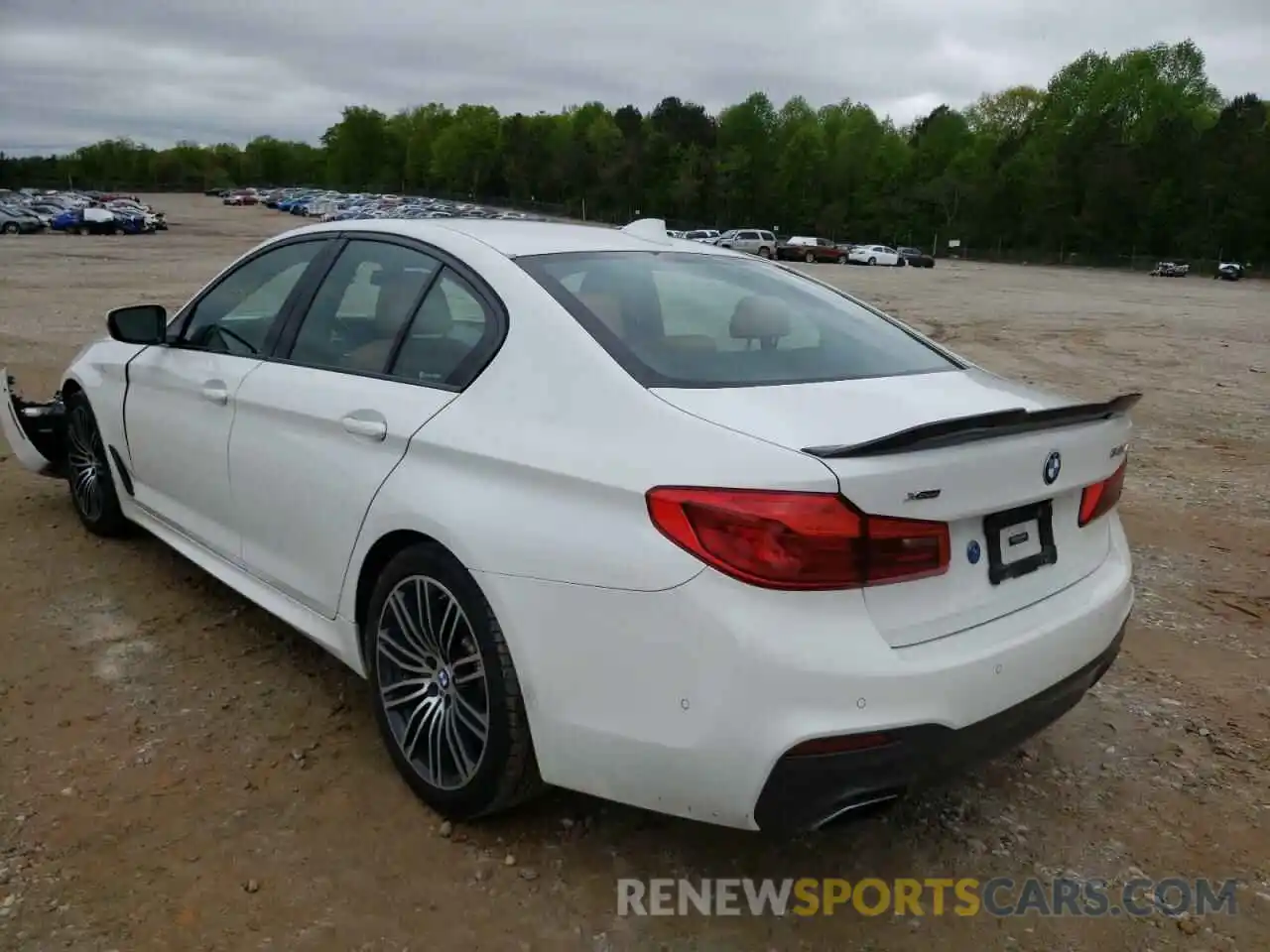 3 Photograph of a damaged car WBAJE7C58KWW18816 BMW 5 SERIES 2019