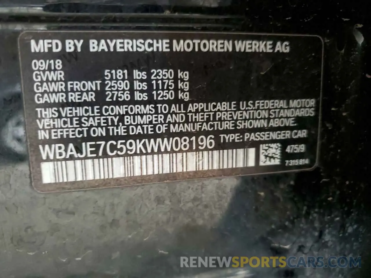 12 Photograph of a damaged car WBAJE7C59KWW08196 BMW 5 SERIES 2019