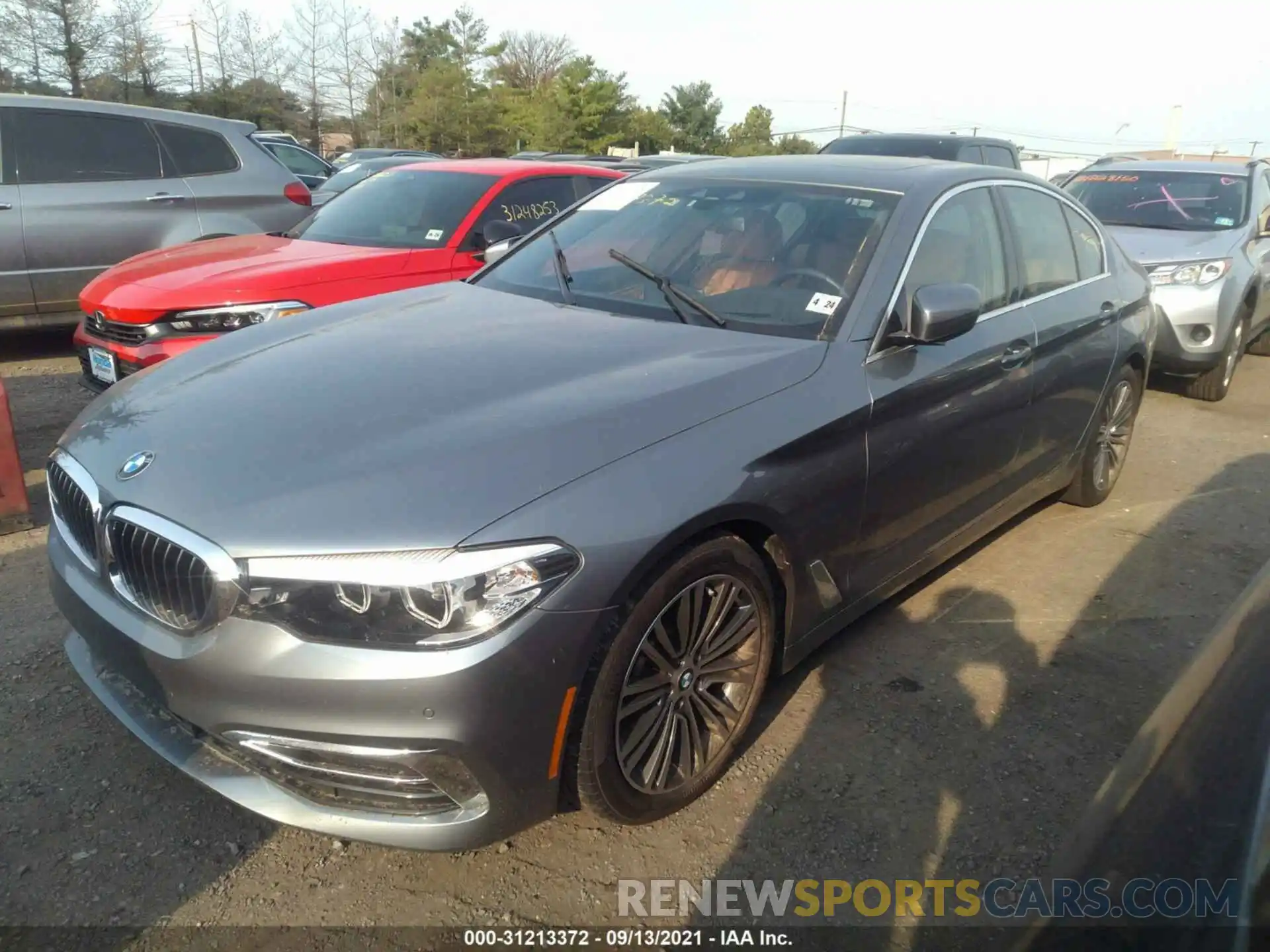 2 Photograph of a damaged car WBAJE7C5XKWW12502 BMW 5 SERIES 2019