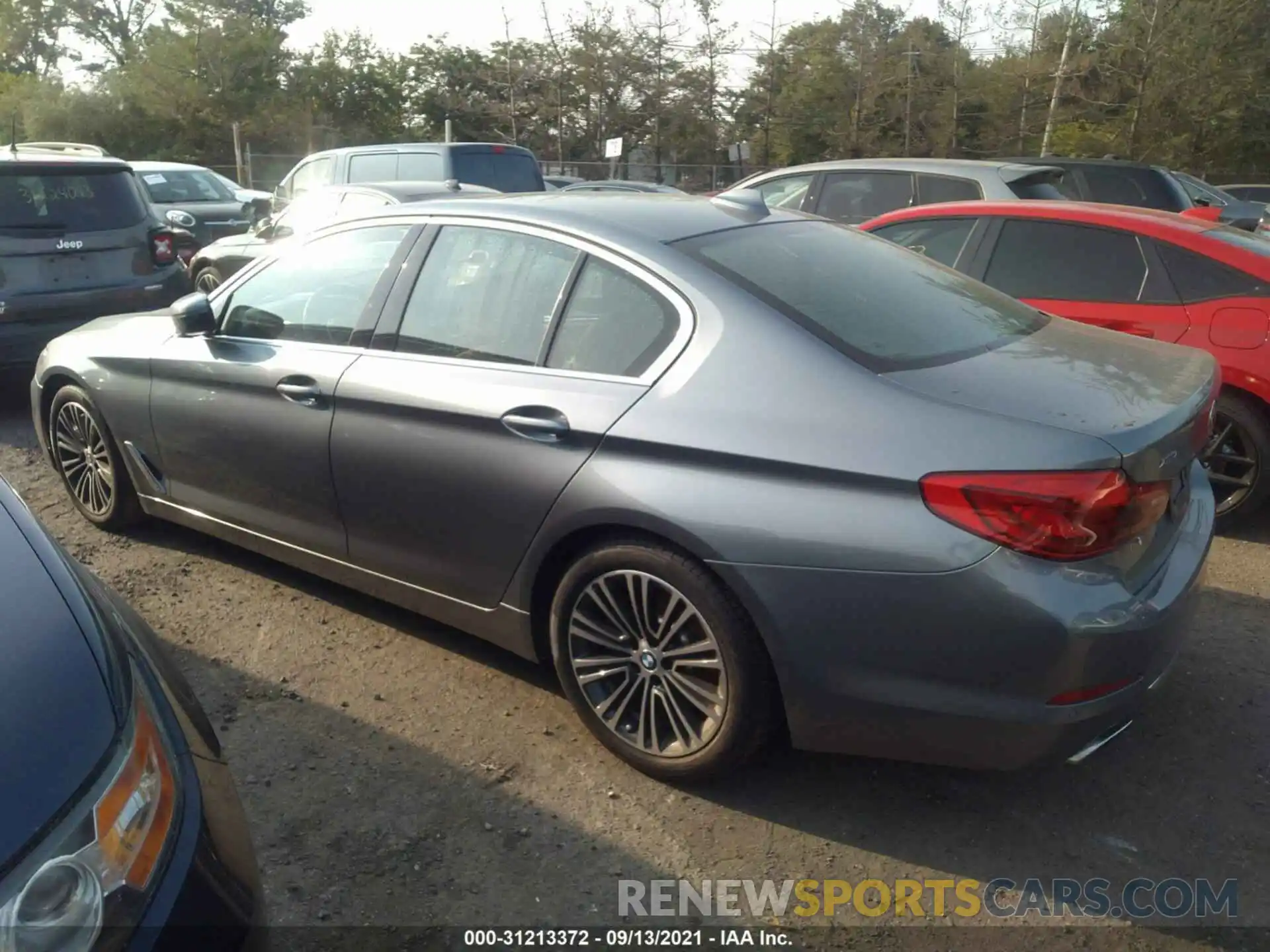 3 Photograph of a damaged car WBAJE7C5XKWW12502 BMW 5 SERIES 2019