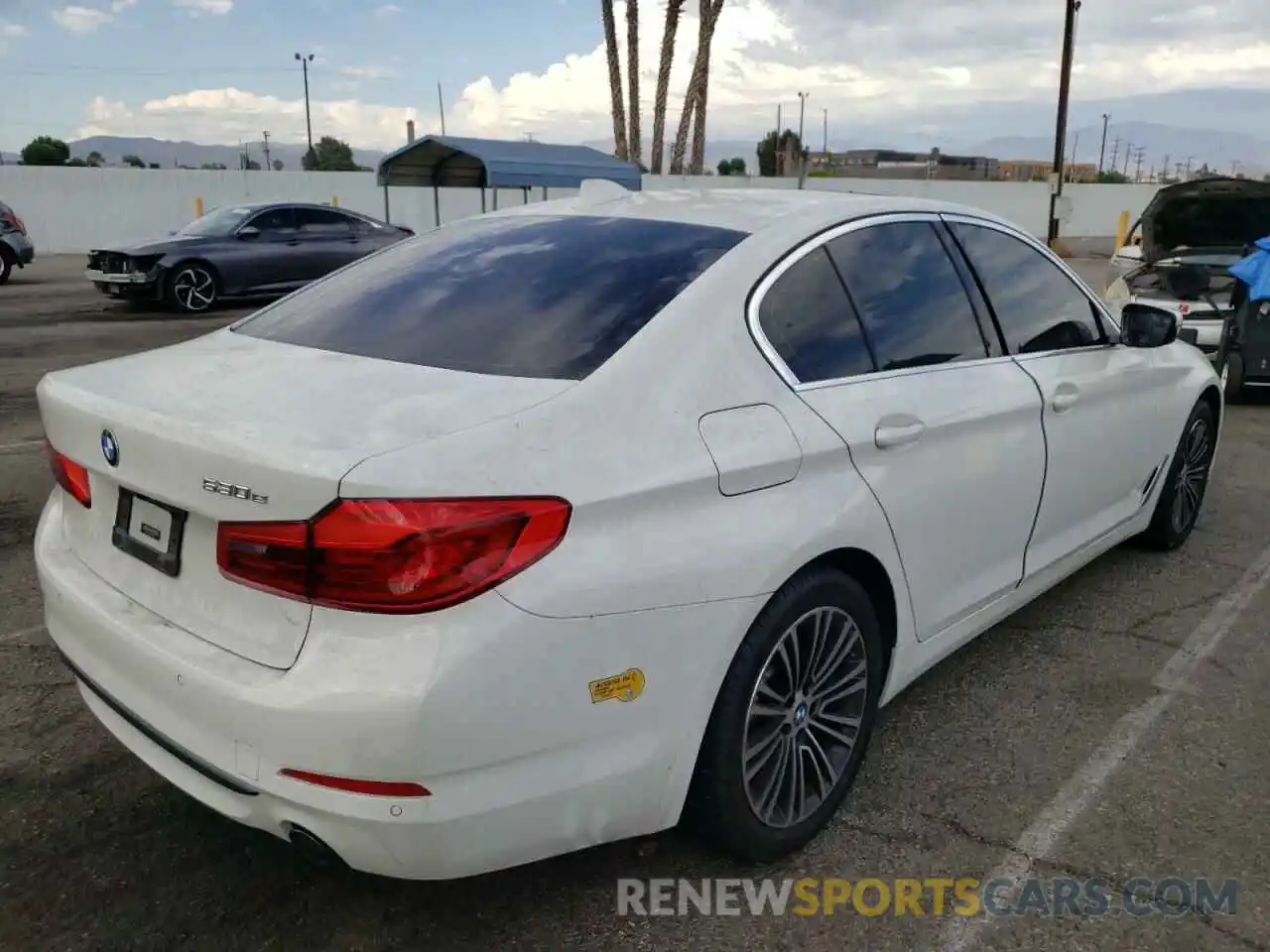 4 Photograph of a damaged car WBAJA9C09LCE19047 BMW 5 SERIES 2020