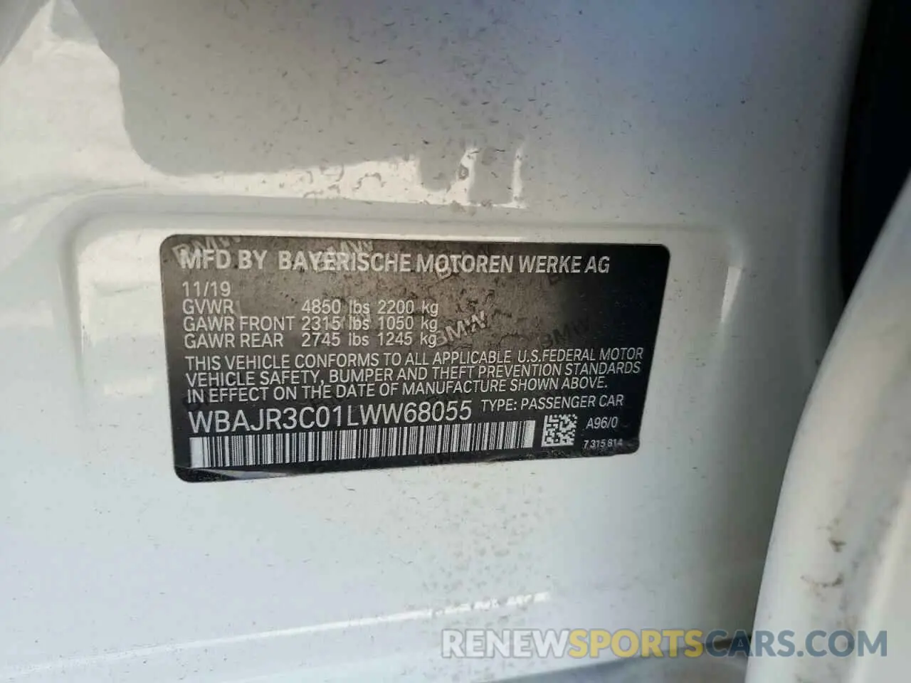 12 Photograph of a damaged car WBAJR3C01LWW68055 BMW 5 SERIES 2020