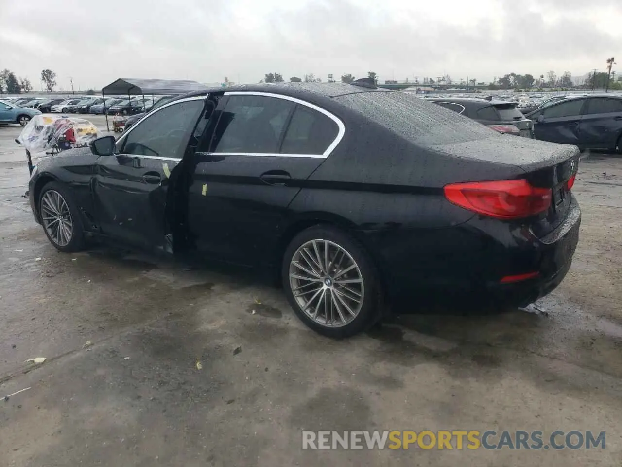 2 Photograph of a damaged car WBAJR3C01LWW77810 BMW 5 SERIES 2020