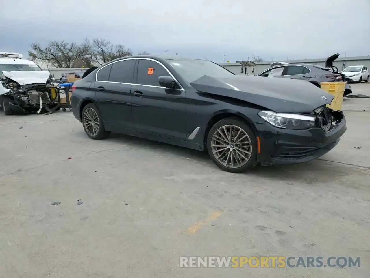 4 Photograph of a damaged car WBAJR3C02LWW68498 BMW 5 SERIES 2020