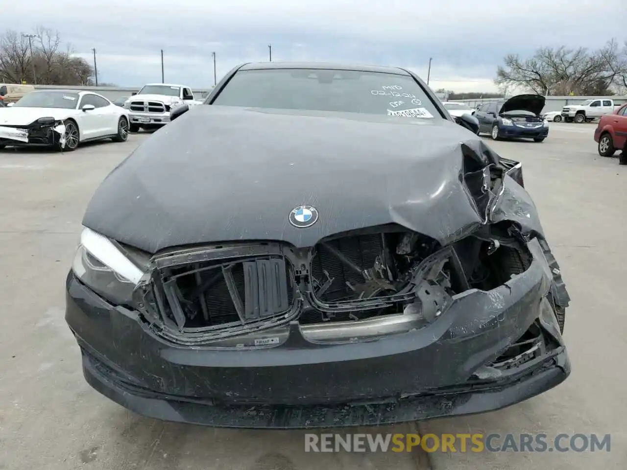 5 Photograph of a damaged car WBAJR3C02LWW68498 BMW 5 SERIES 2020