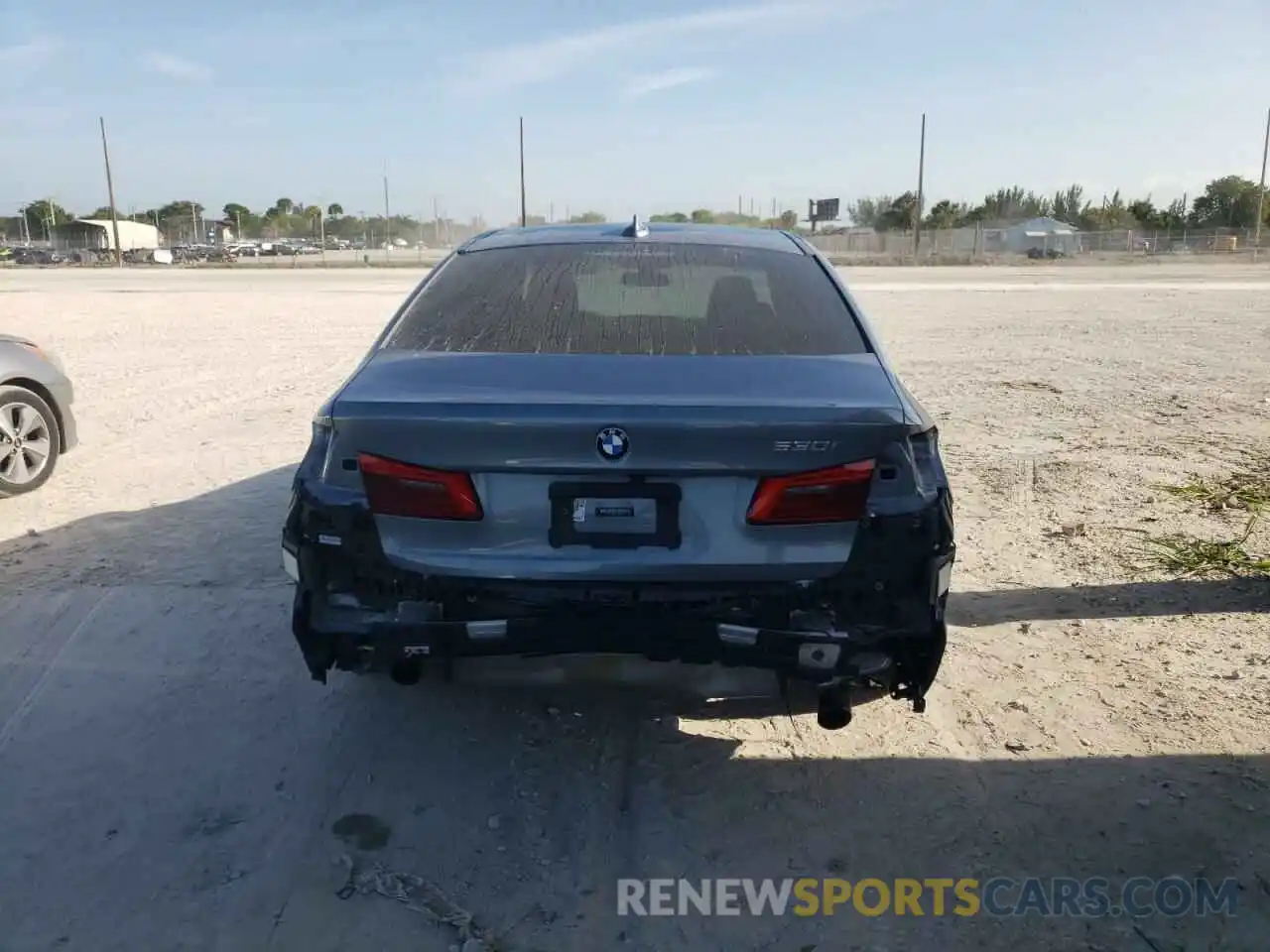 9 Photograph of a damaged car WBAJR3C03LWW80093 BMW 5 SERIES 2020