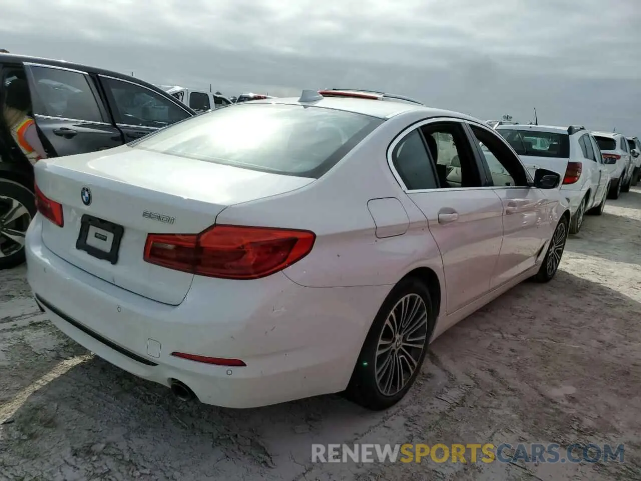 3 Photograph of a damaged car WBAJR3C04LWW58913 BMW 5 SERIES 2020