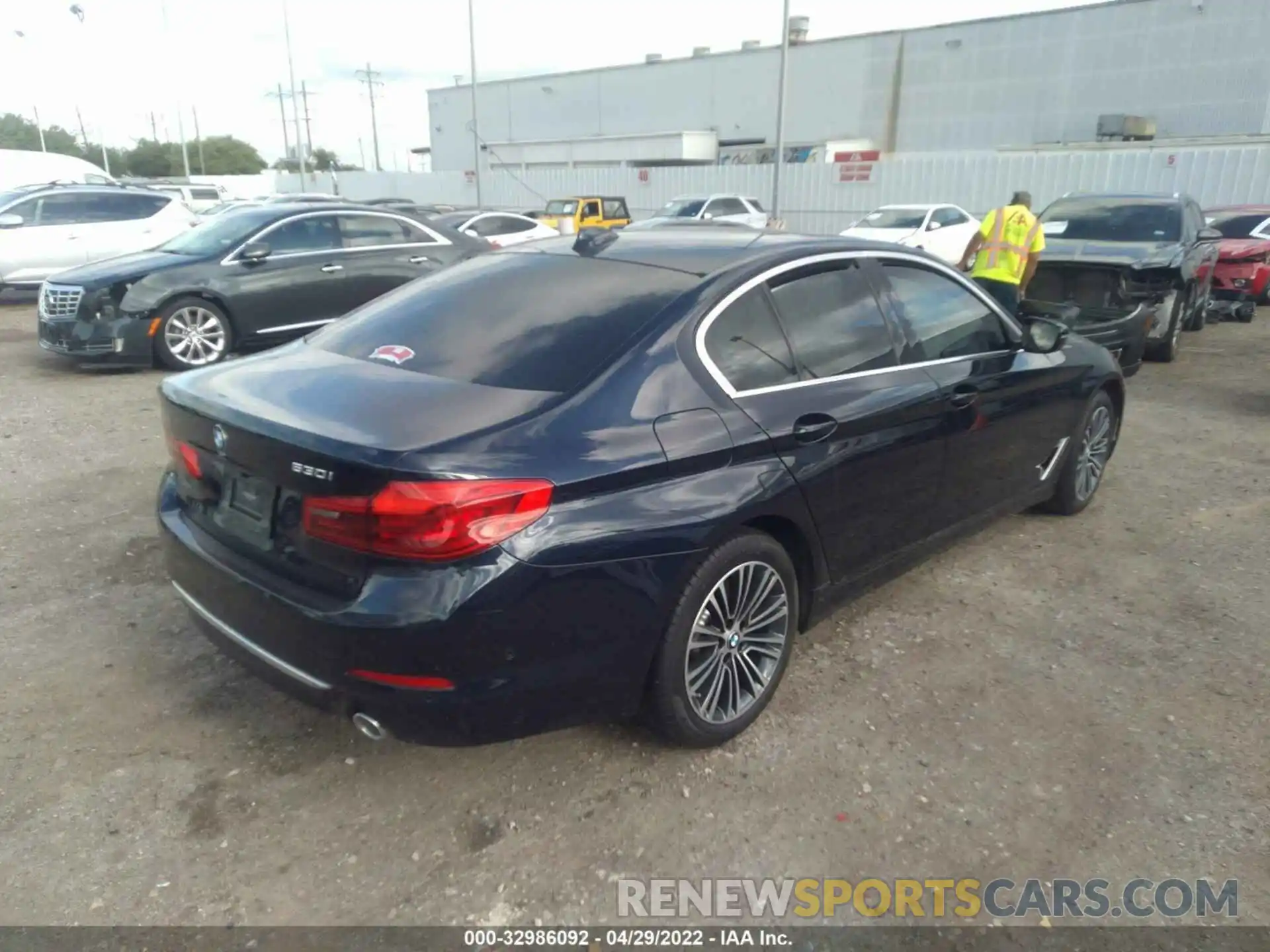 4 Photograph of a damaged car WBAJR3C04LWW80538 BMW 5 SERIES 2020