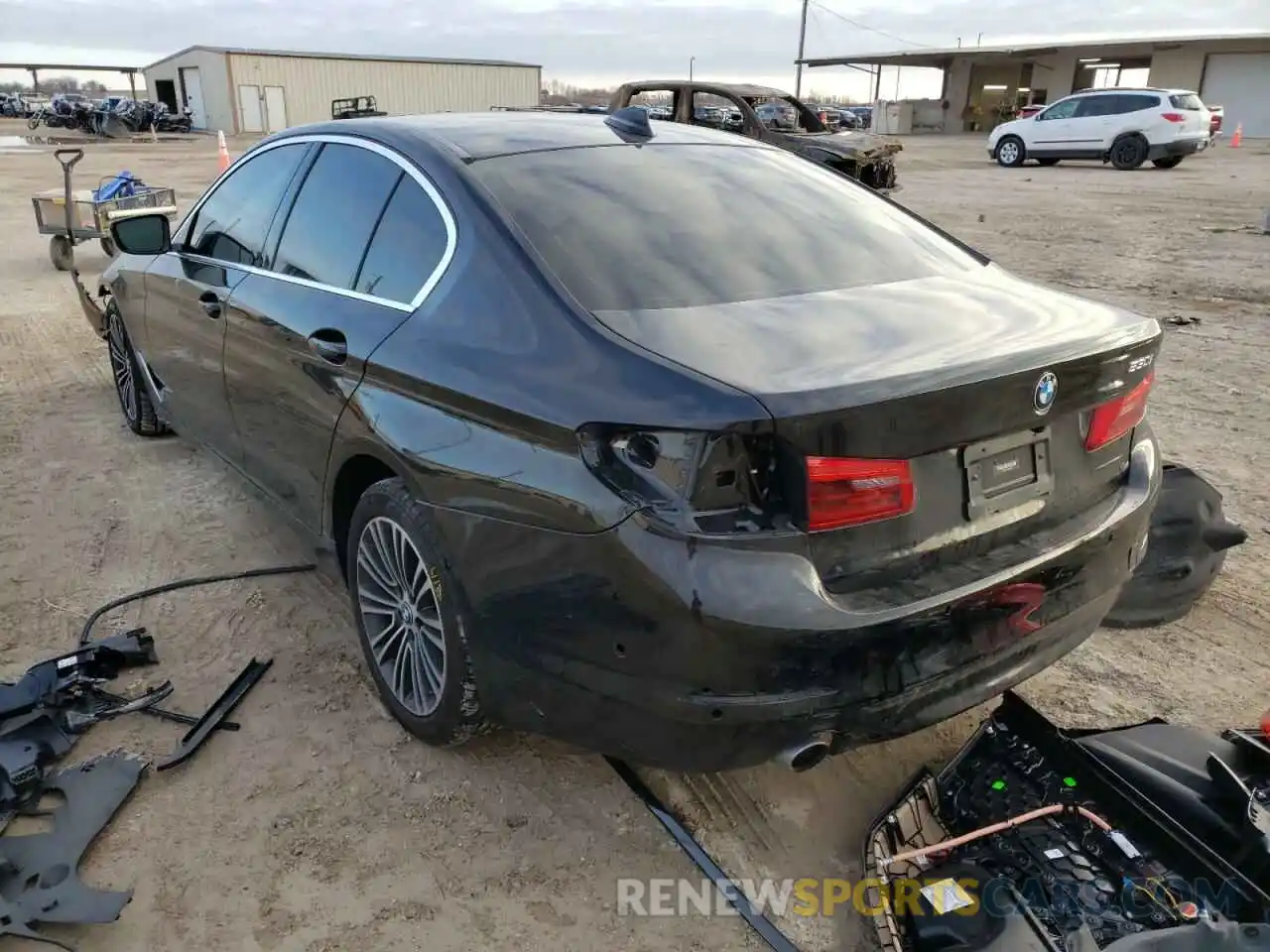 3 Photograph of a damaged car WBAJR3C05LWW69273 BMW 5 SERIES 2020