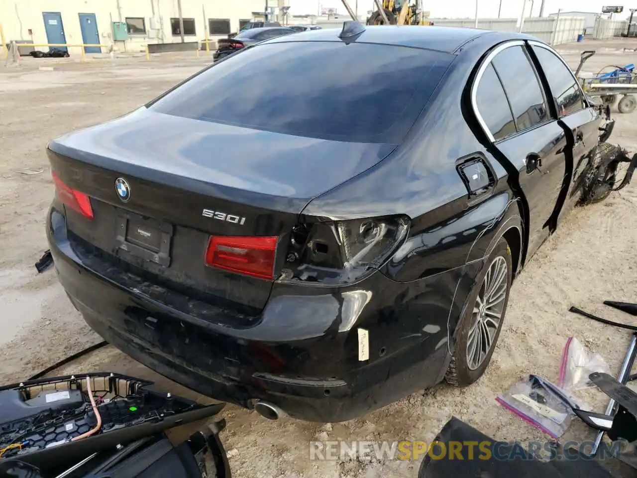 4 Photograph of a damaged car WBAJR3C05LWW69273 BMW 5 SERIES 2020