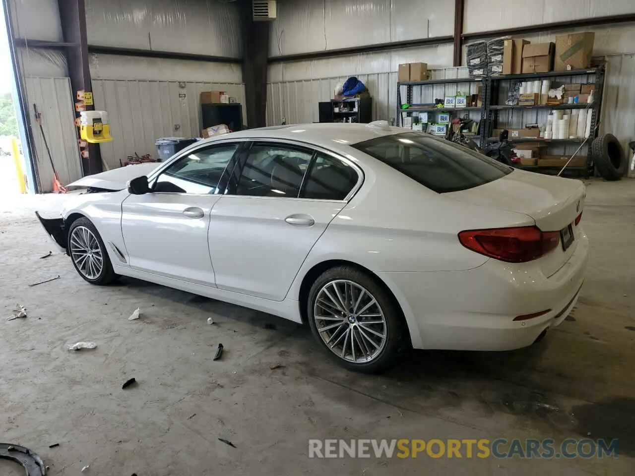 2 Photograph of a damaged car WBAJR3C05LWW69628 BMW 5 SERIES 2020