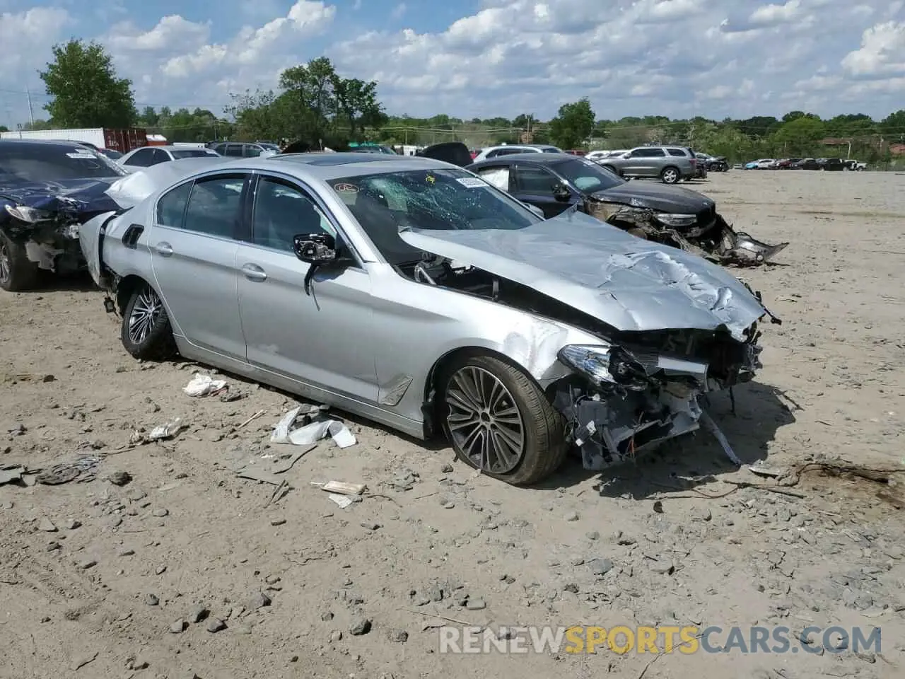 4 Photograph of a damaged car WBAJR3C06LWW60422 BMW 5 SERIES 2020