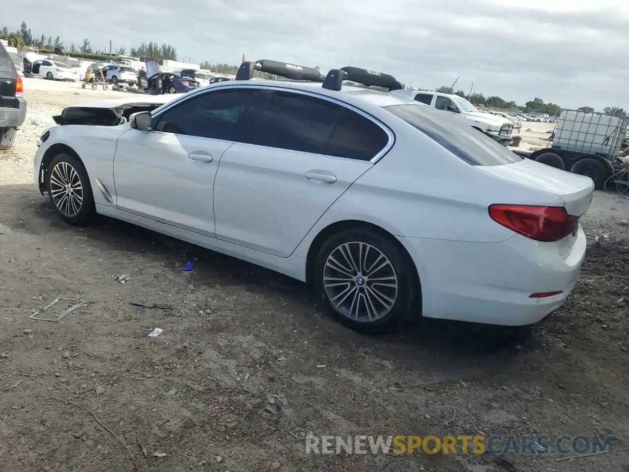 2 Photograph of a damaged car WBAJR3C06LWW64454 BMW 5 SERIES 2020