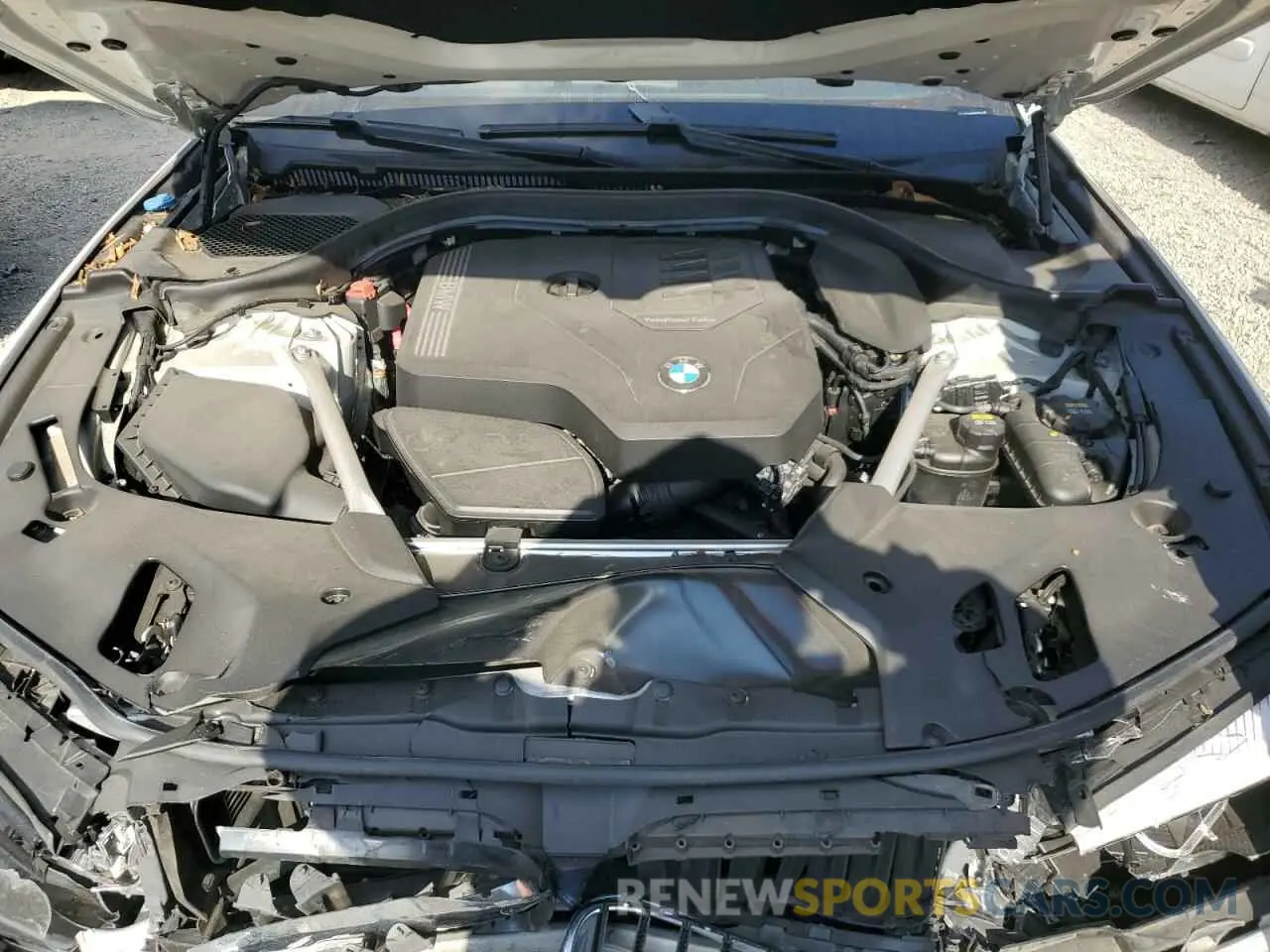 11 Photograph of a damaged car WBAJR3C08LBP95358 BMW 5 SERIES 2020