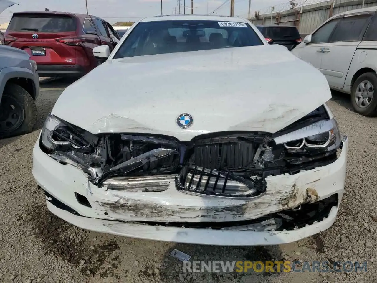 5 Photograph of a damaged car WBAJR3C08LBP95358 BMW 5 SERIES 2020
