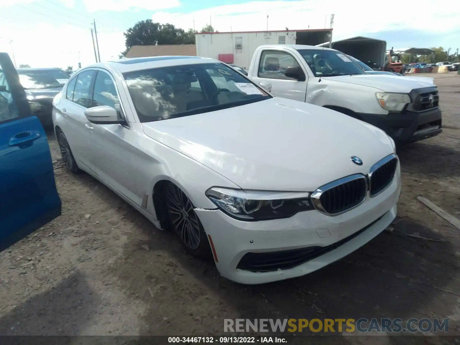 1 Photograph of a damaged car WBAJR3C08LCD07149 BMW 5 SERIES 2020