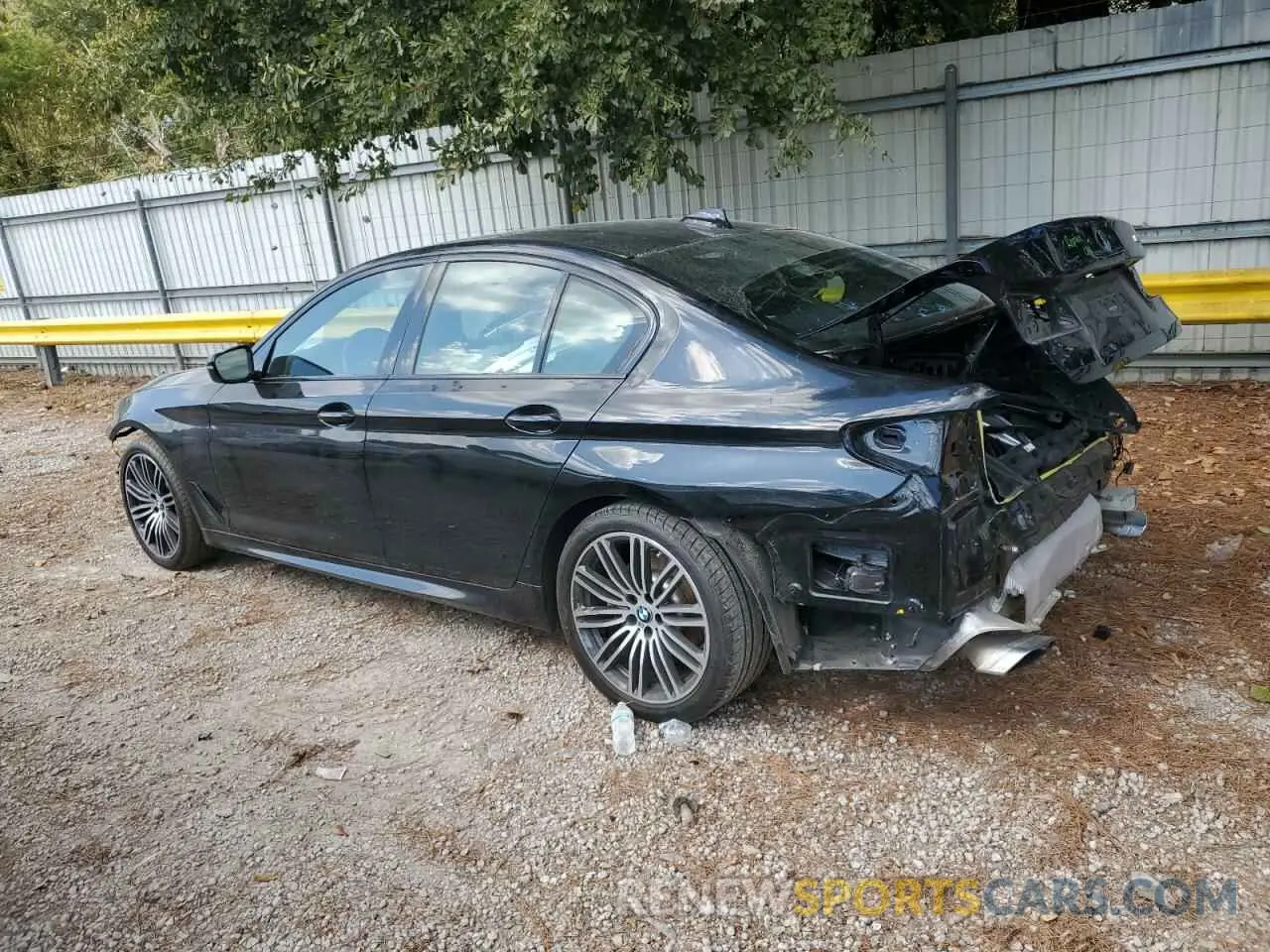 2 Photograph of a damaged car WBAJR3C09LBP95353 BMW 5 SERIES 2020