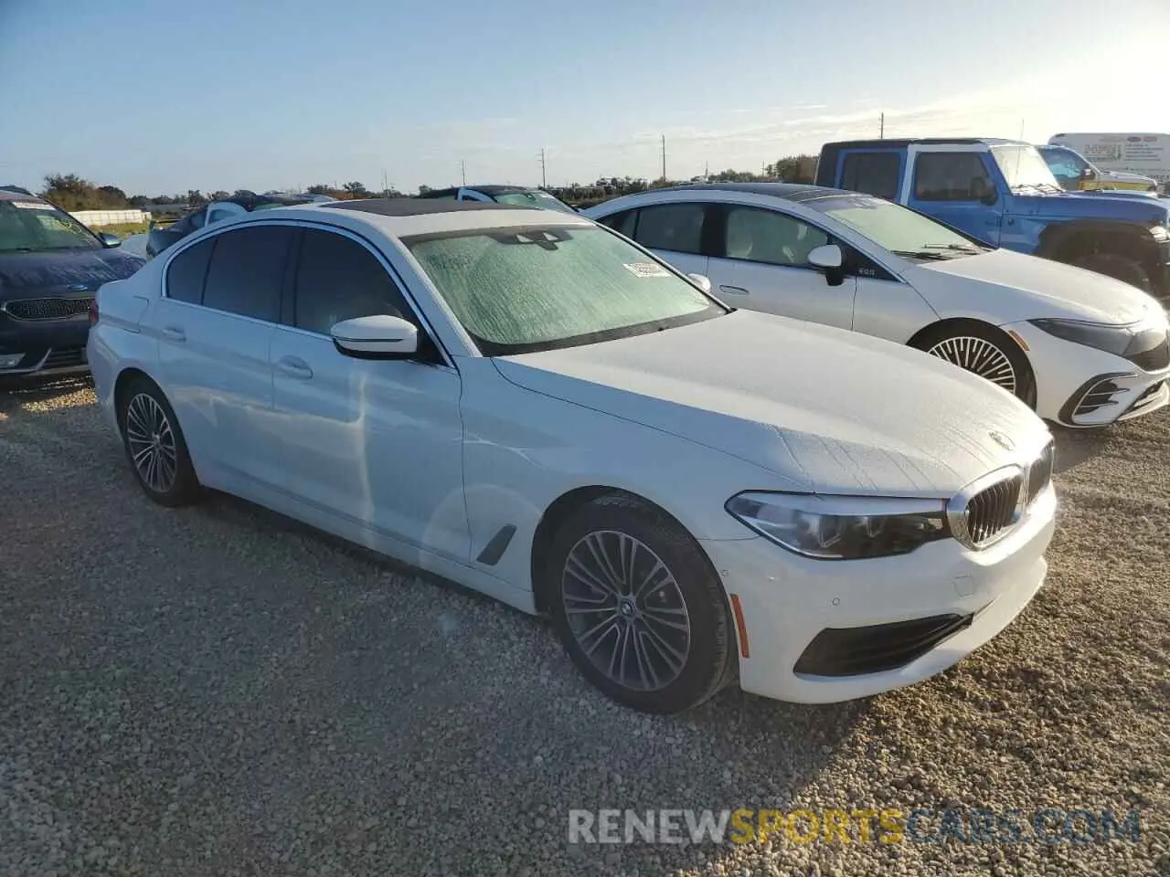 4 Photograph of a damaged car WBAJR3C09LCD59972 BMW 5 SERIES 2020