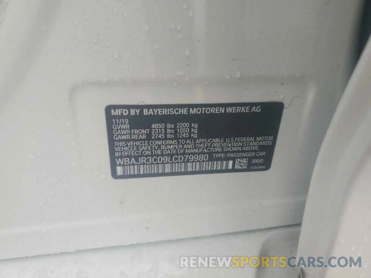 12 Photograph of a damaged car WBAJR3C09LCD79980 BMW 5 SERIES 2020