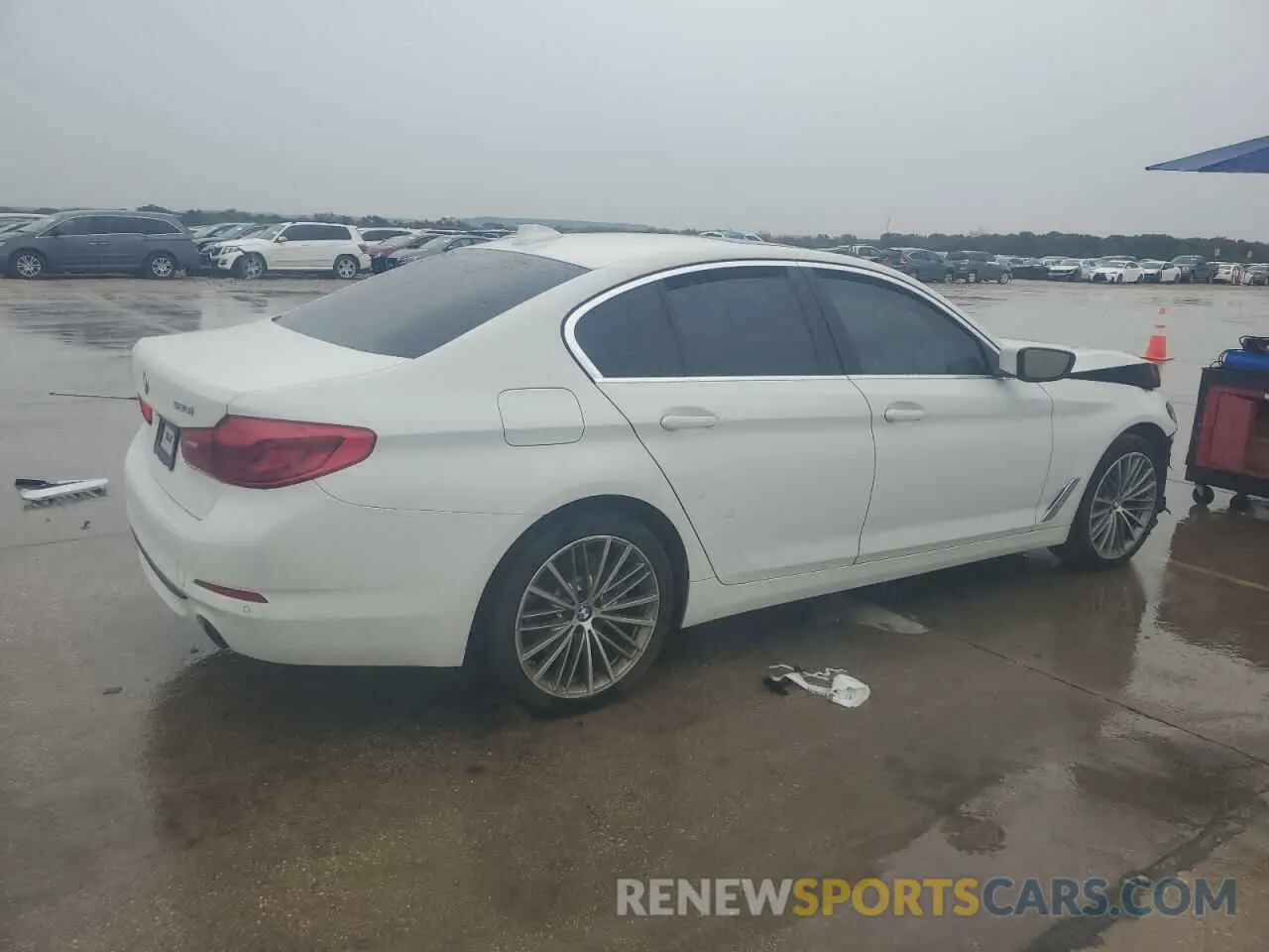 3 Photograph of a damaged car WBAJR3C09LCD79980 BMW 5 SERIES 2020