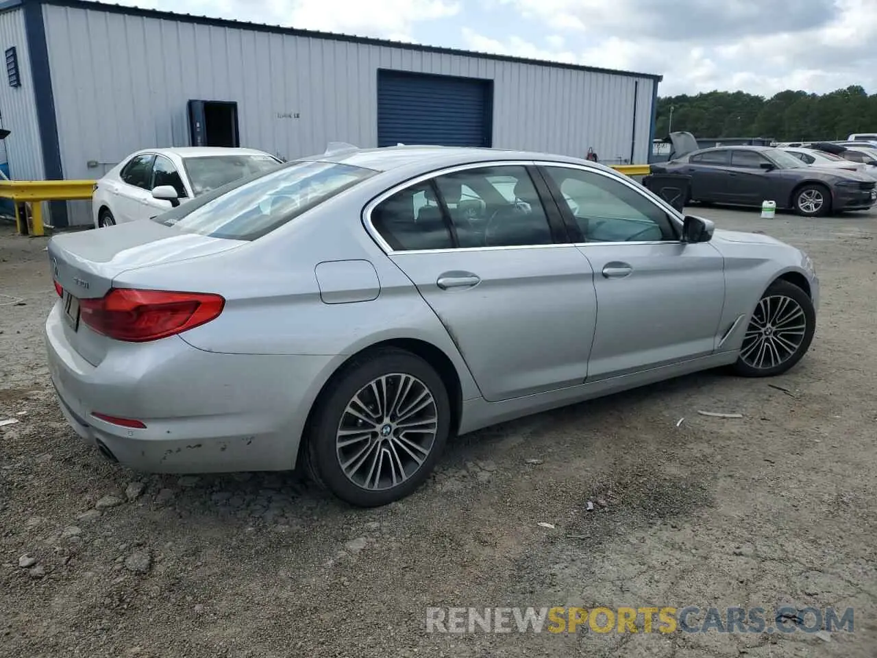 3 Photograph of a damaged car WBAJR3C09LWW63704 BMW 5 SERIES 2020