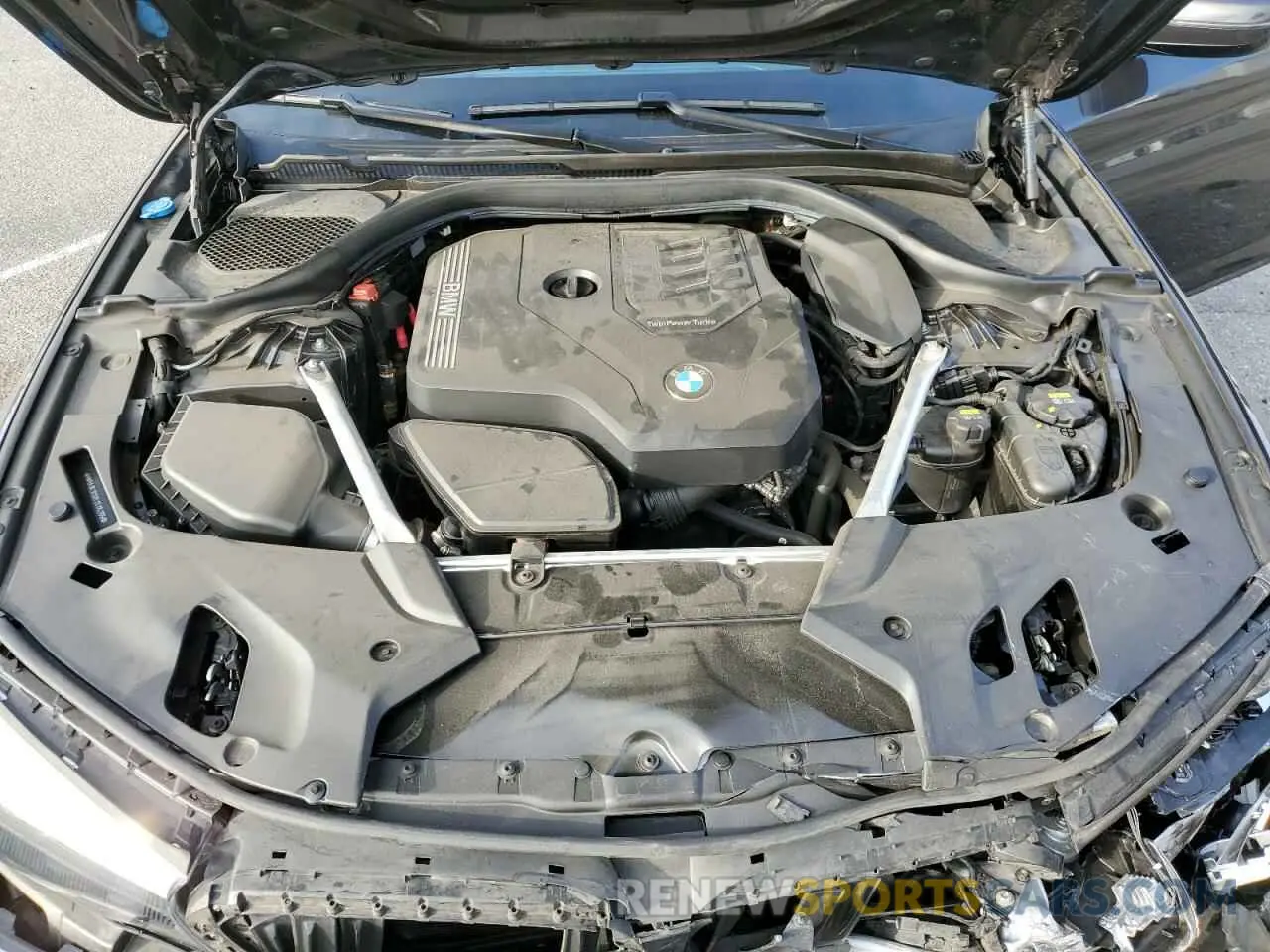 11 Photograph of a damaged car WBAJR3C0XLCE65265 BMW 5 SERIES 2020