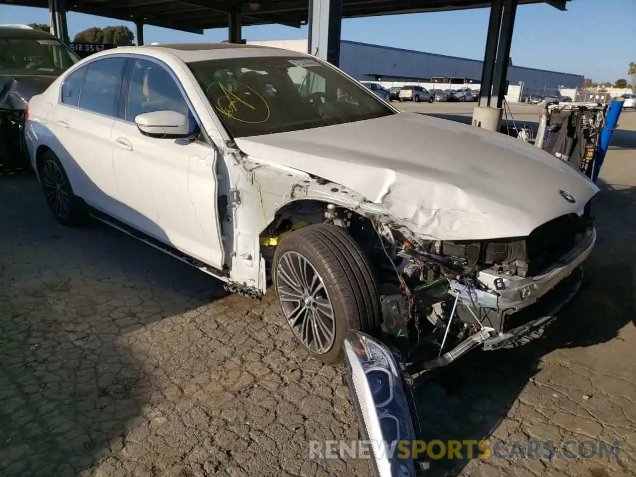 1 Photograph of a damaged car WBAJR3C0XLCE67002 BMW 5 SERIES 2020