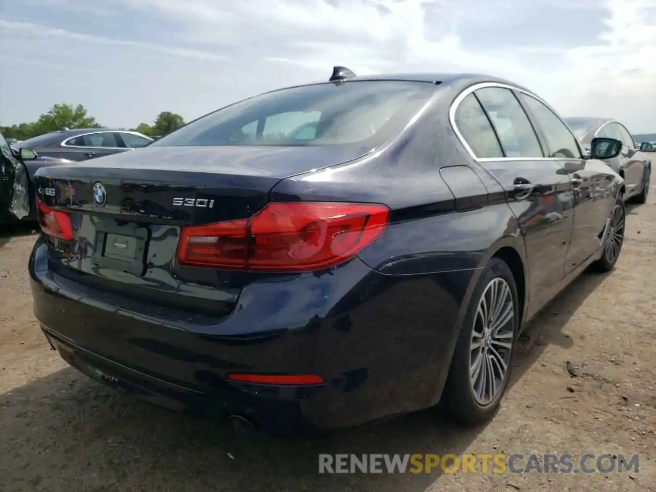 4 Photograph of a damaged car WBAJR7C01LWW68662 BMW 5 SERIES 2020