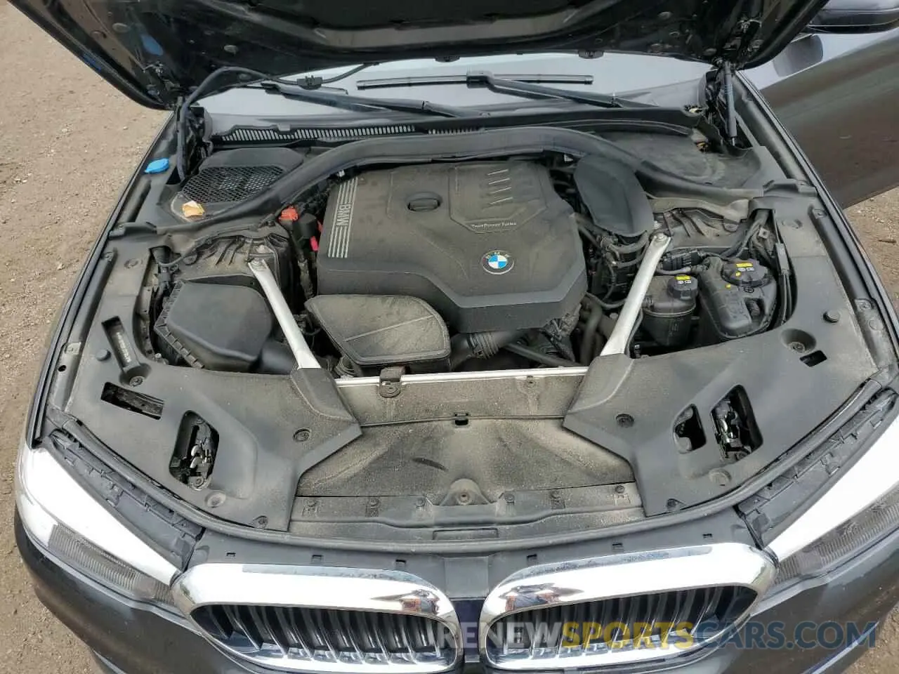 11 Photograph of a damaged car WBAJR7C02LCD78032 BMW 5 SERIES 2020
