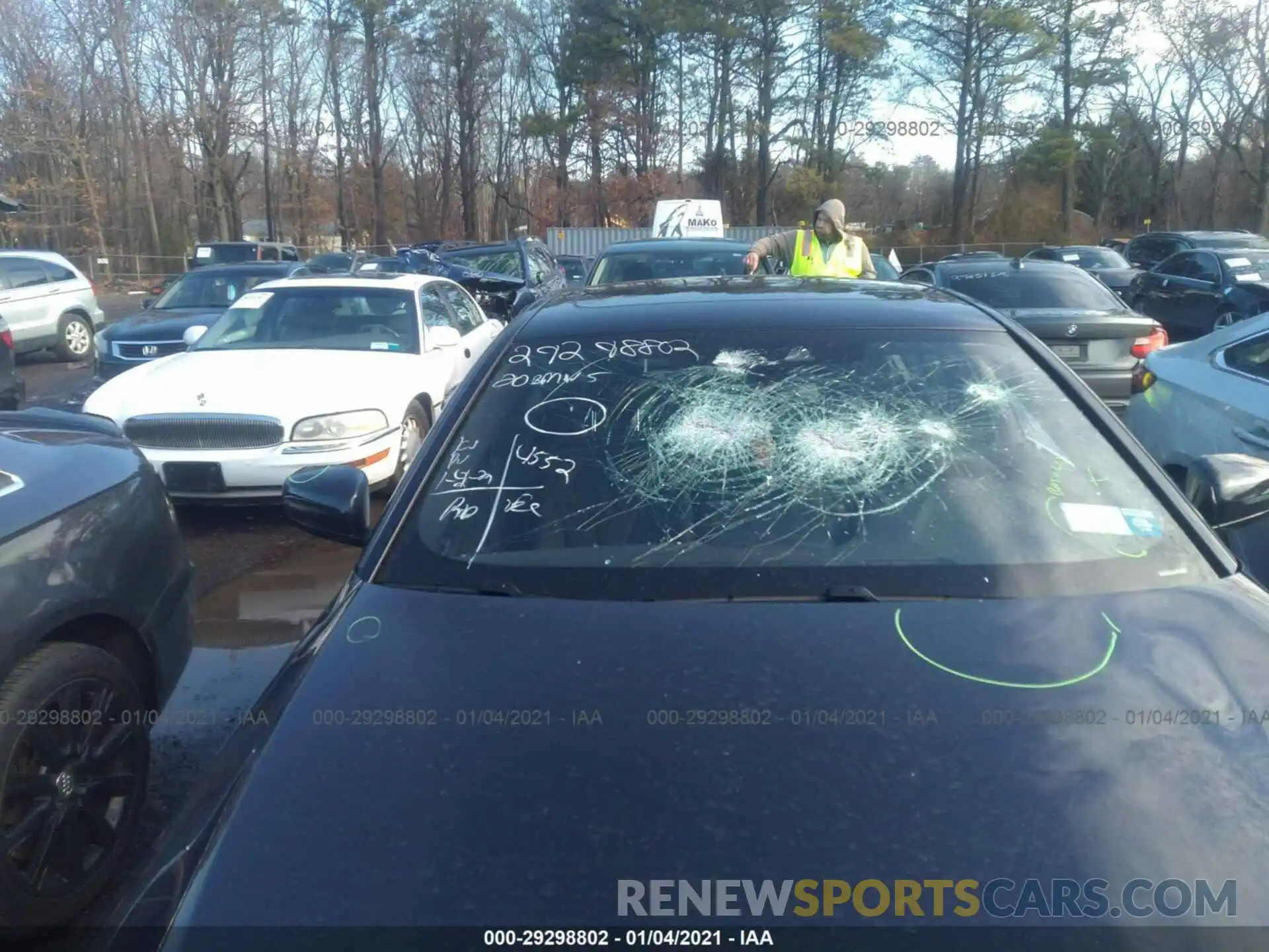 6 Photograph of a damaged car WBAJR7C03LBP96442 BMW 5 SERIES 2020