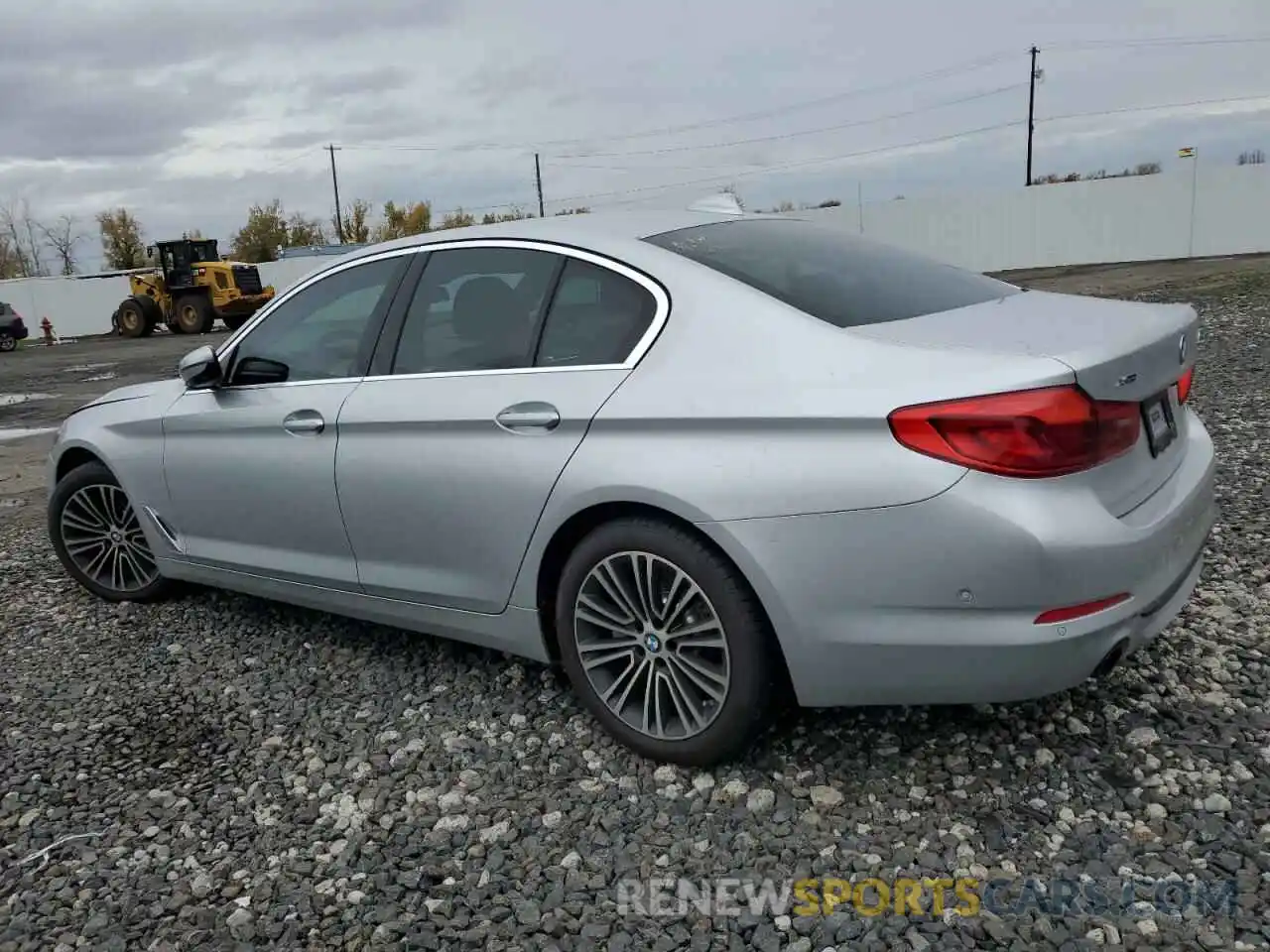 2 Photograph of a damaged car WBAJR7C03LWW73068 BMW 5 SERIES 2020