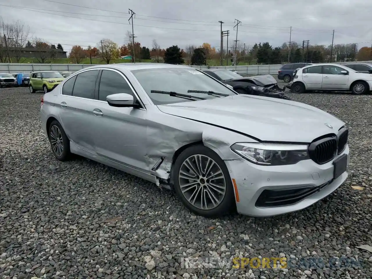 4 Photograph of a damaged car WBAJR7C03LWW73068 BMW 5 SERIES 2020