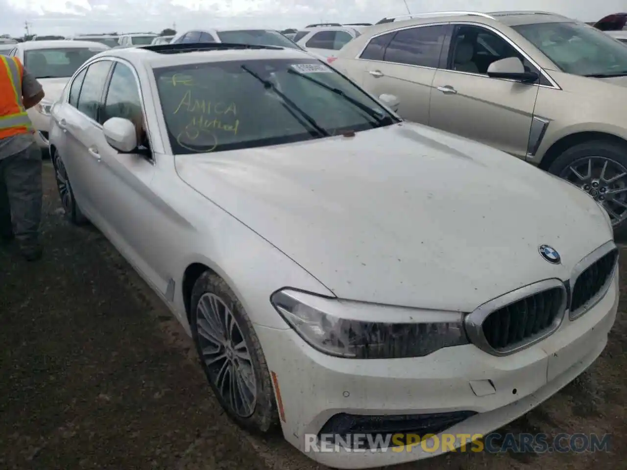 1 Photograph of a damaged car WBAJR7C04LCE55015 BMW 5 SERIES 2020