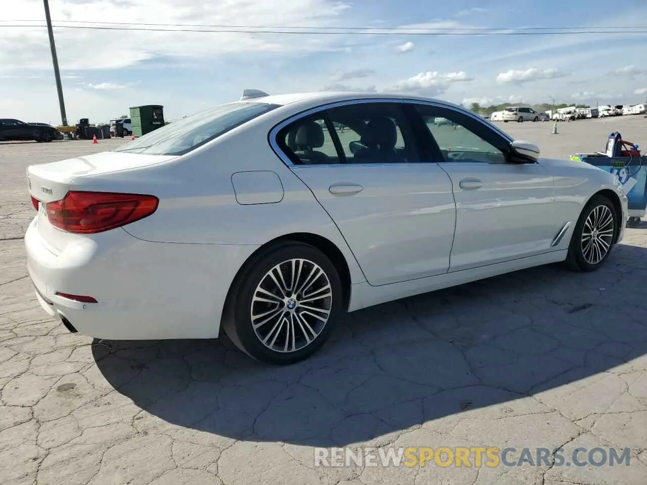 3 Photograph of a damaged car WBAJR7C04LWW64640 BMW 5 SERIES 2020
