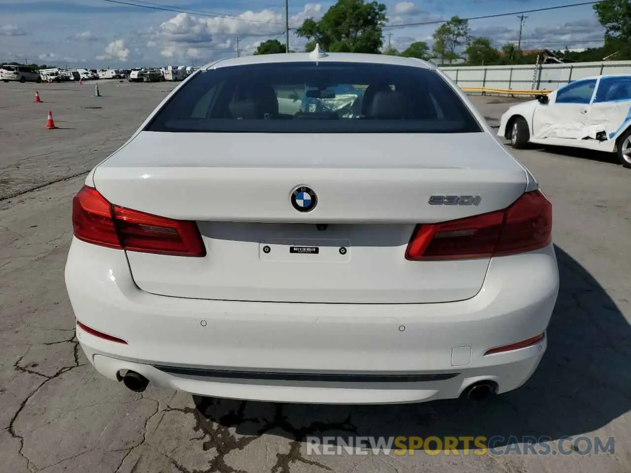 6 Photograph of a damaged car WBAJR7C04LWW64640 BMW 5 SERIES 2020