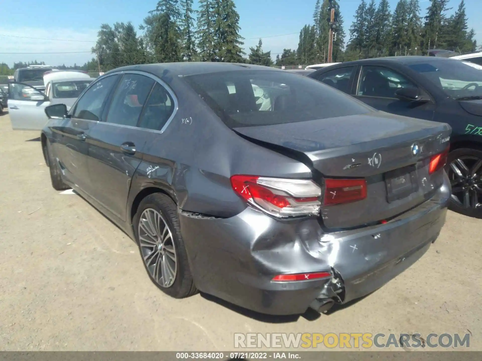 3 Photograph of a damaged car WBAJR7C05LWW64646 BMW 5 SERIES 2020