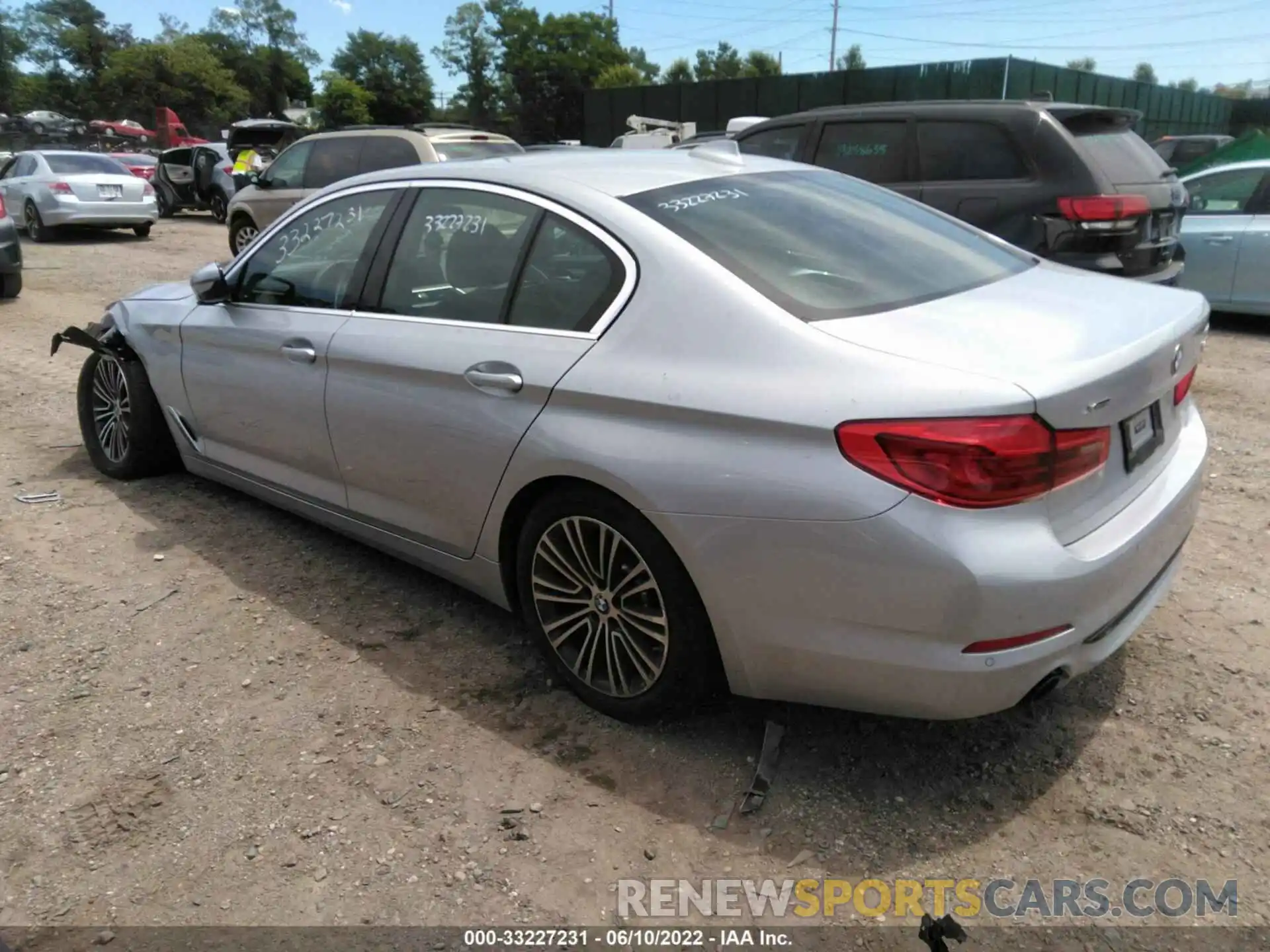 3 Photograph of a damaged car WBAJR7C09LWW64665 BMW 5 SERIES 2020