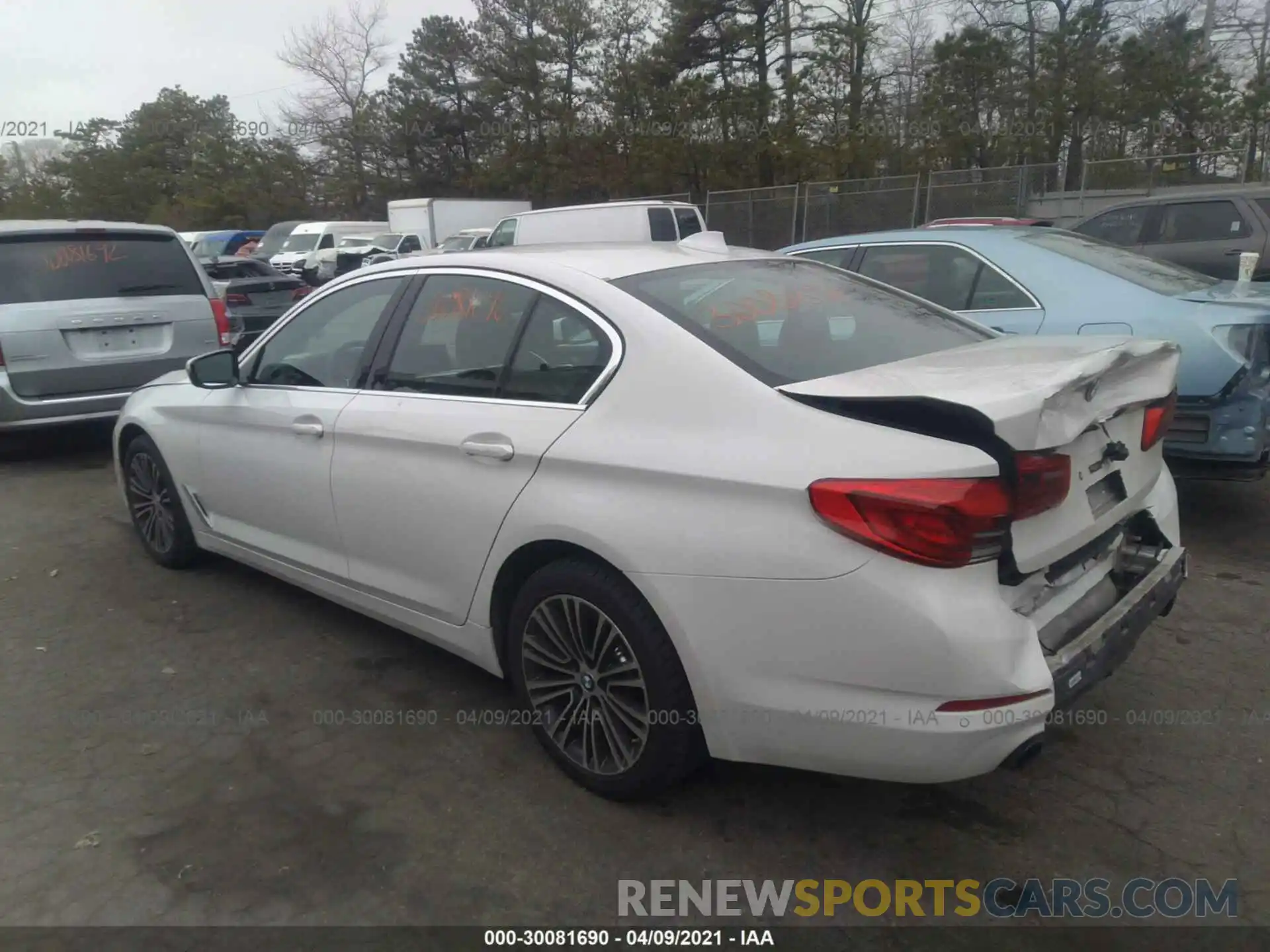 3 Photograph of a damaged car WBAJR7C09LWW64830 BMW 5 SERIES 2020