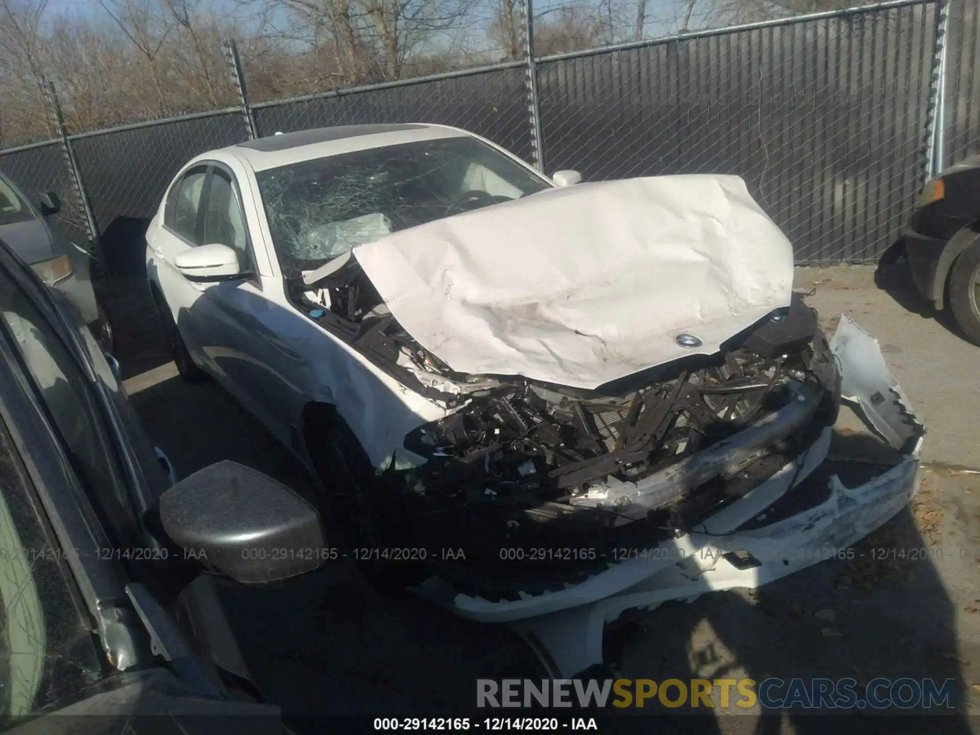 1 Photograph of a damaged car WBAJR7C0XLWW64657 BMW 5 SERIES 2020