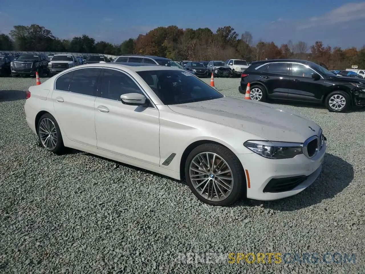 4 Photograph of a damaged car WBAJS1C07LWW84074 BMW 5 SERIES 2020