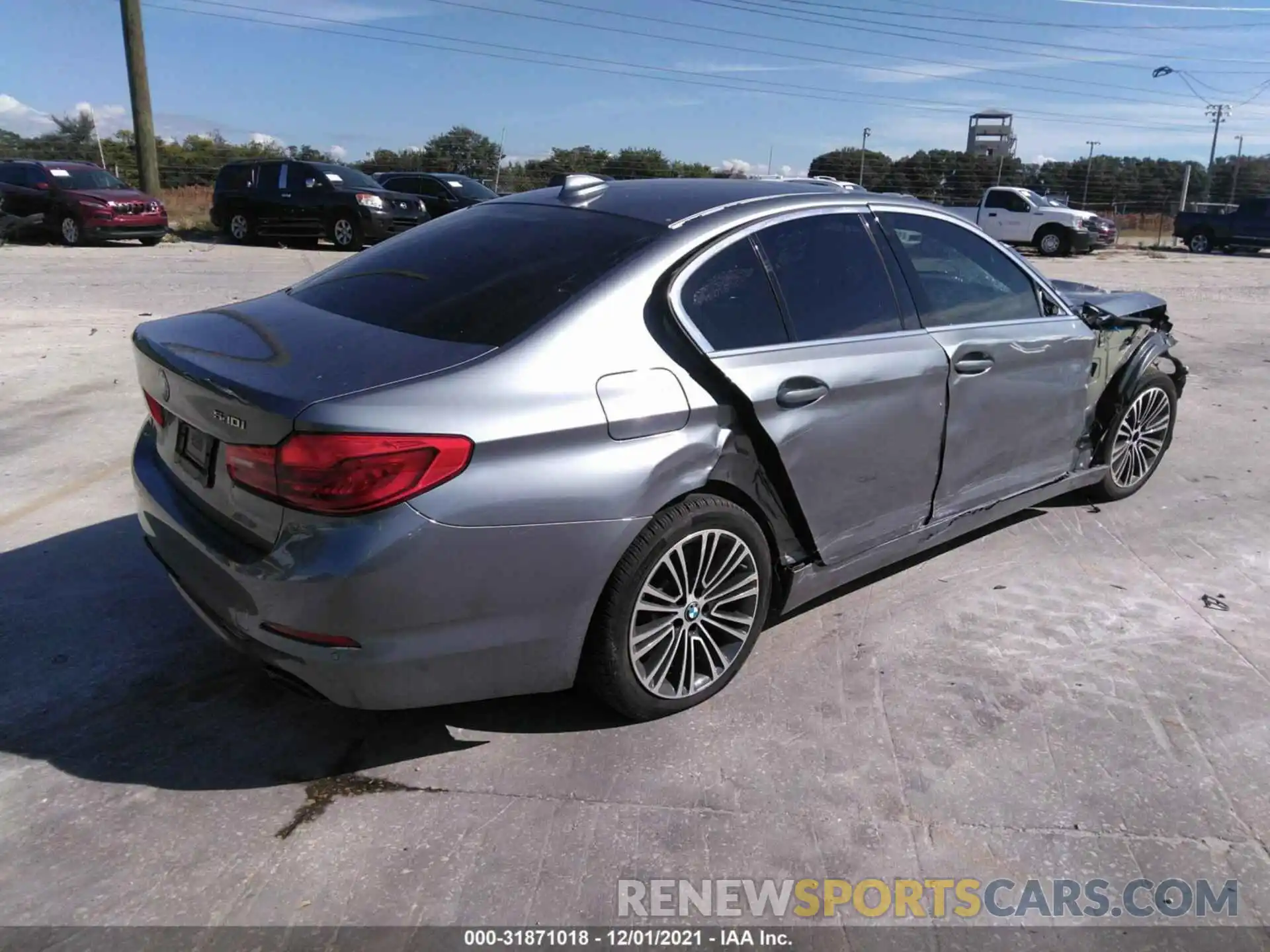 4 Photograph of a damaged car WBAJS1C08LWW84536 BMW 5 SERIES 2020