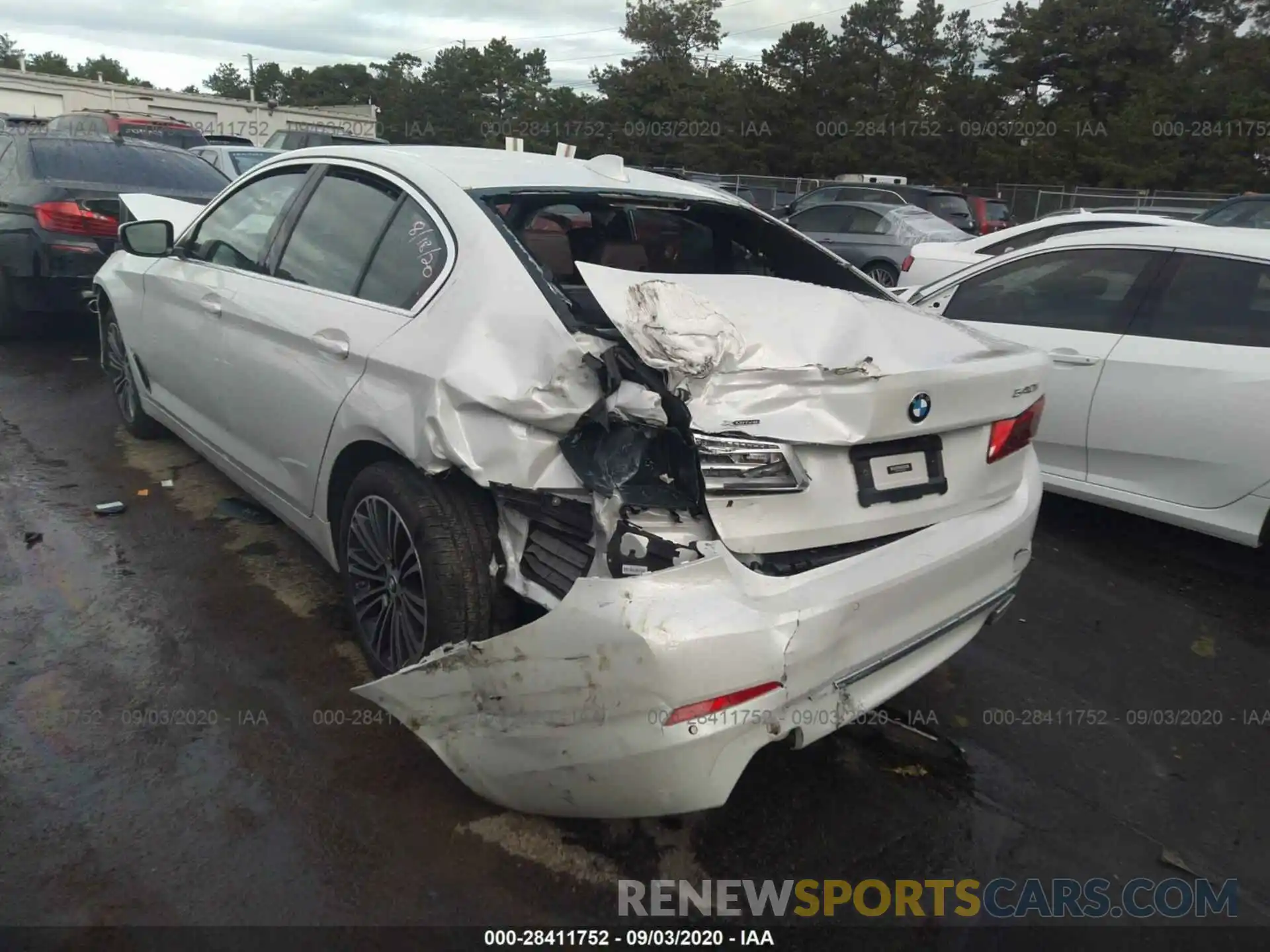 3 Photograph of a damaged car WBAJS3C08LCD15045 BMW 5 SERIES 2020